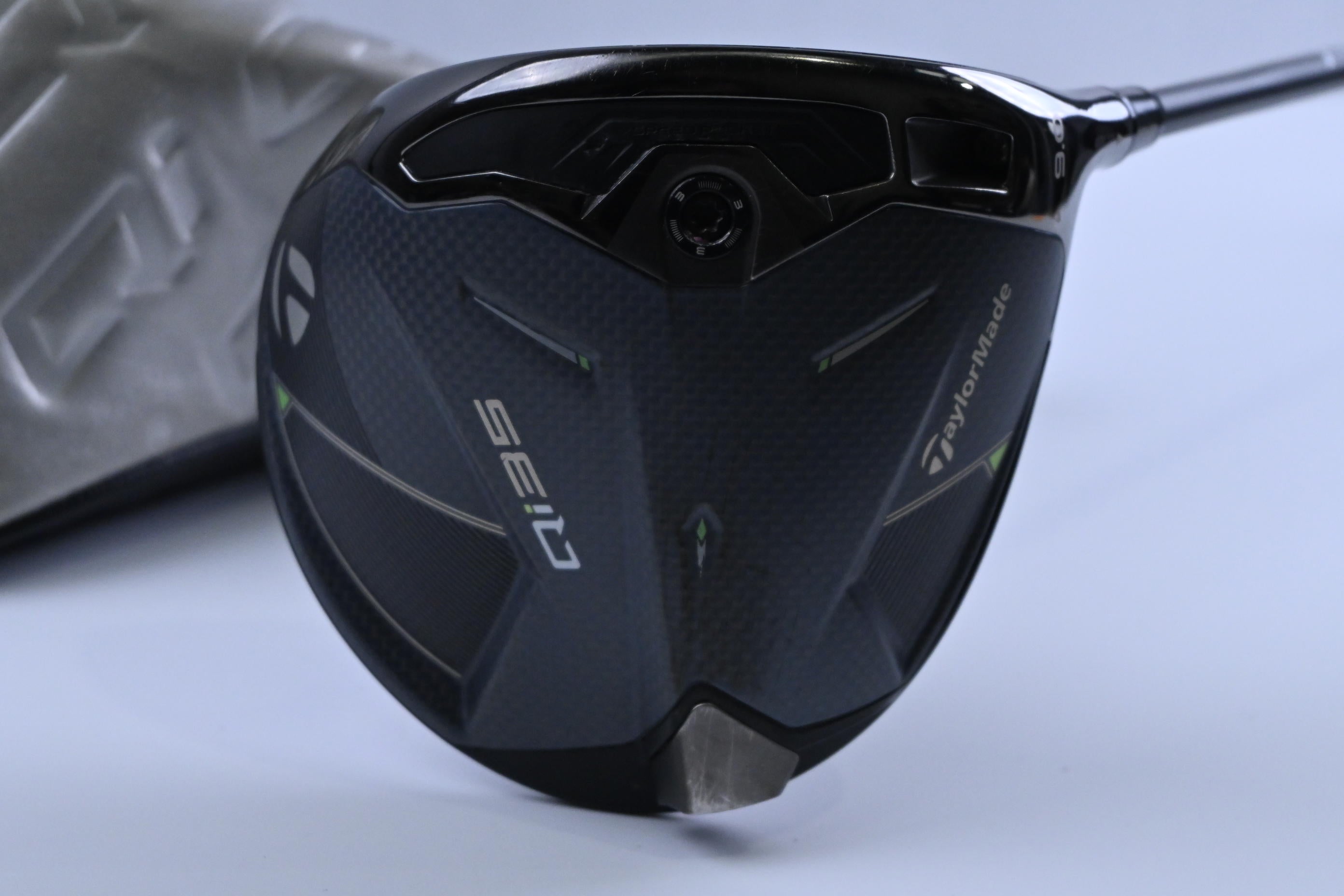 Taylormade Qi35 Driver / 9 Degree / Stiff Flex Project X Cypher 50 Shaft