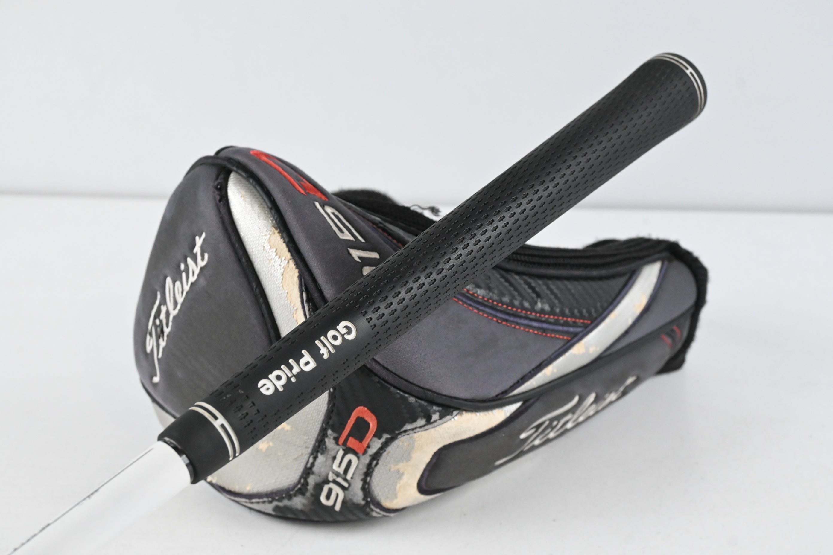 Titleist 915 D2 Driver / 9.5 Degree / Stiff Flex Aldila Rogue 110 MSI 70 Shaft