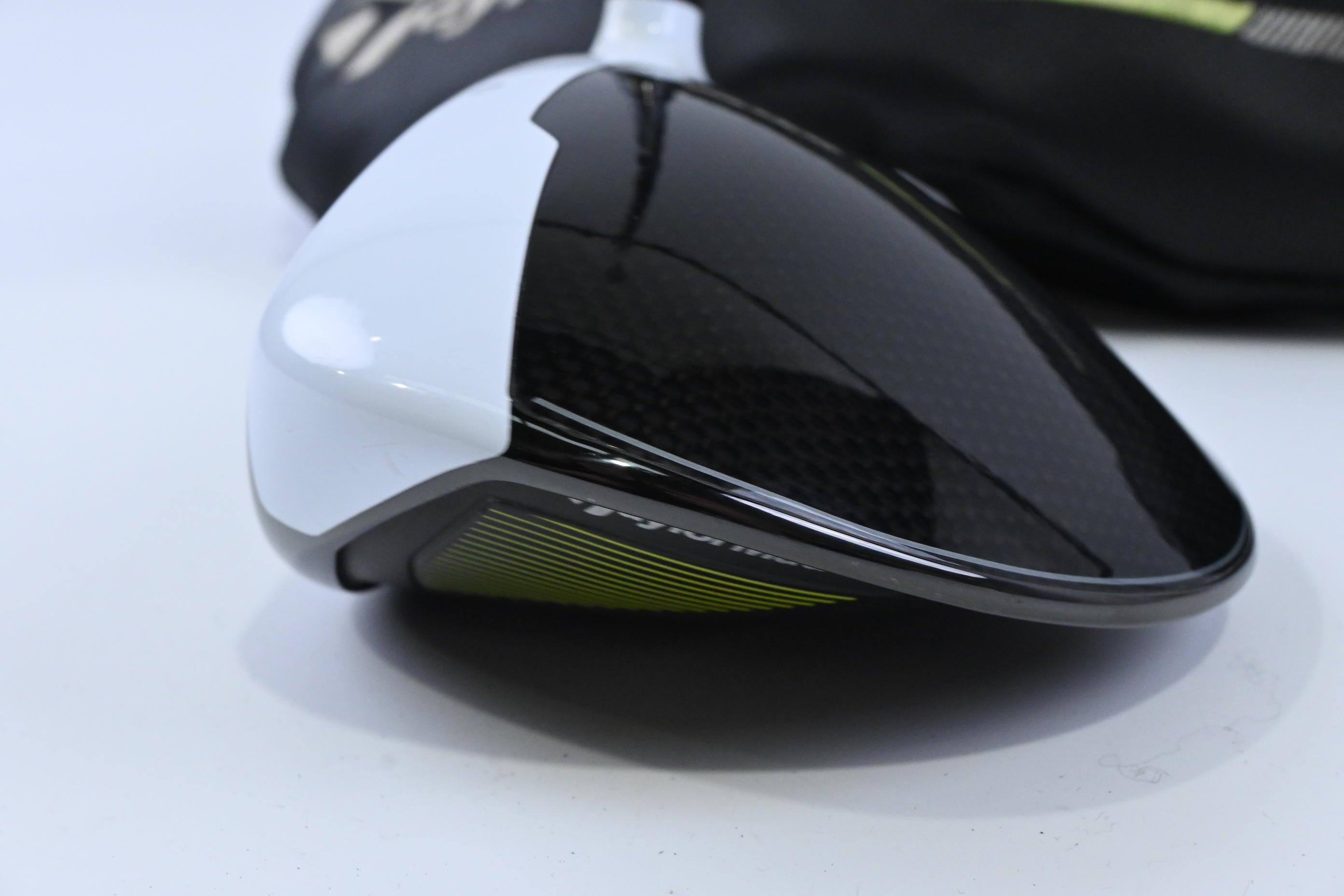 Left Hand Taylormade M2 2017 Driver / 10.5 Degree / Senior Flex Fujikura Xlr8 56