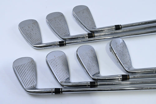 Wilson FG Tour V4 Irons / 4-PW / Stiff Flex Project X Rifle Precision 6.0