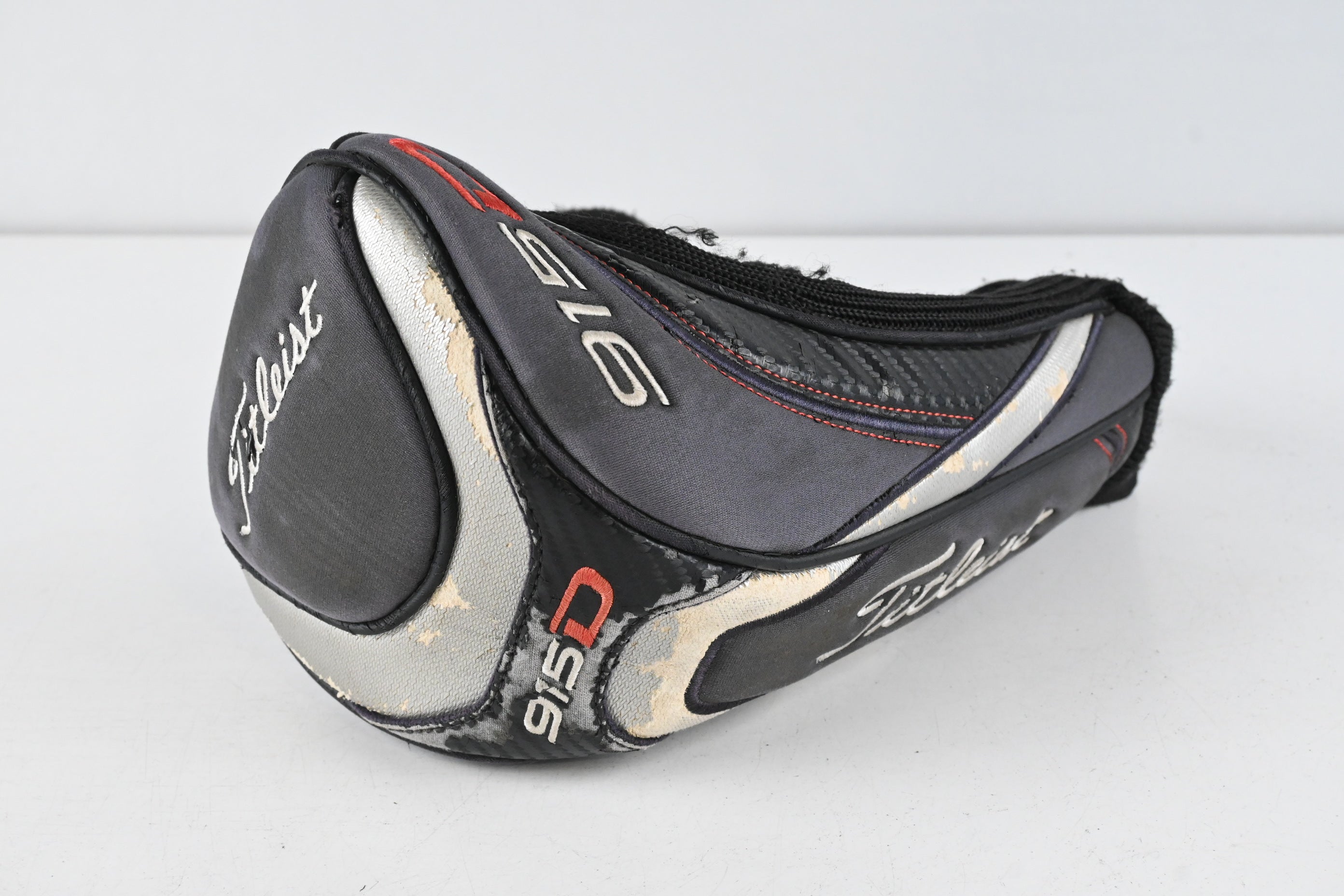 Titleist 915 D2 Driver / 9.5 Degree / Stiff Flex Aldila Rogue 110 MSI 70 Shaft