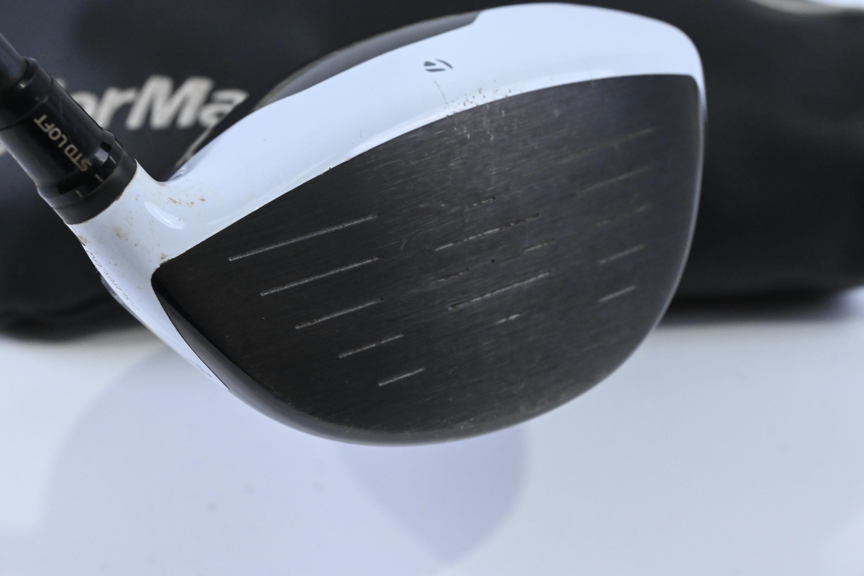 Left Hand Taylormade M2 2017 Driver / 10.5 Degree / Senior Flex Fujikura Xlr8 56