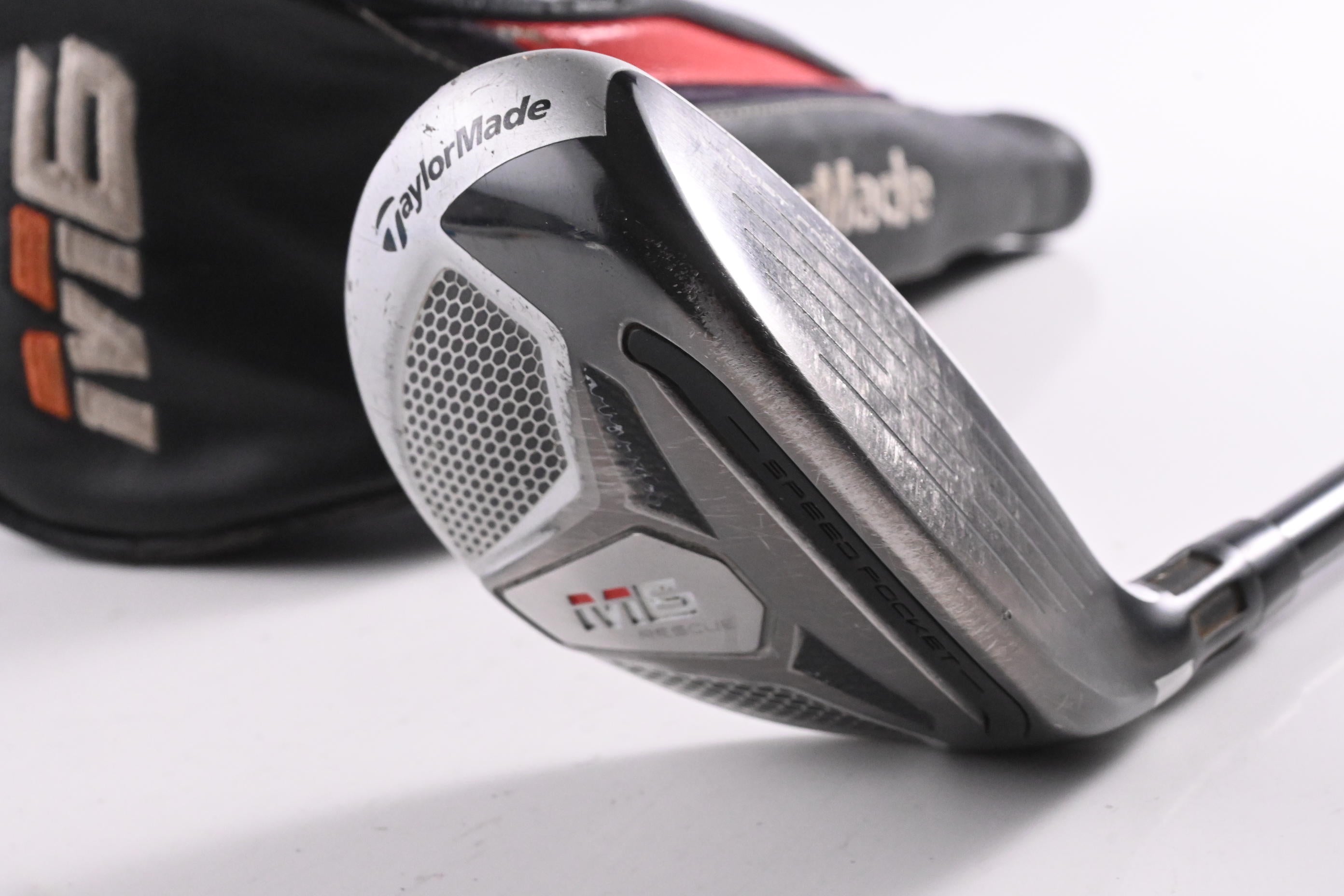 Taylormade M6 #4 Hybrid / 22 Degree / Stiff Flex Fujikura Atmos Orange 7 Shaft