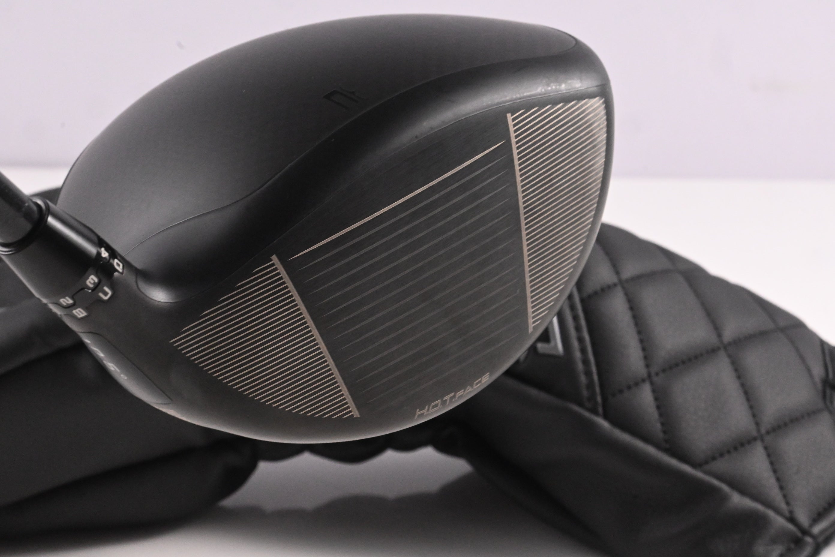 Left Hand Cobra DS-Adapt X Driver / 10.5 Degree / X-Flex Denali Black 60 Shaft