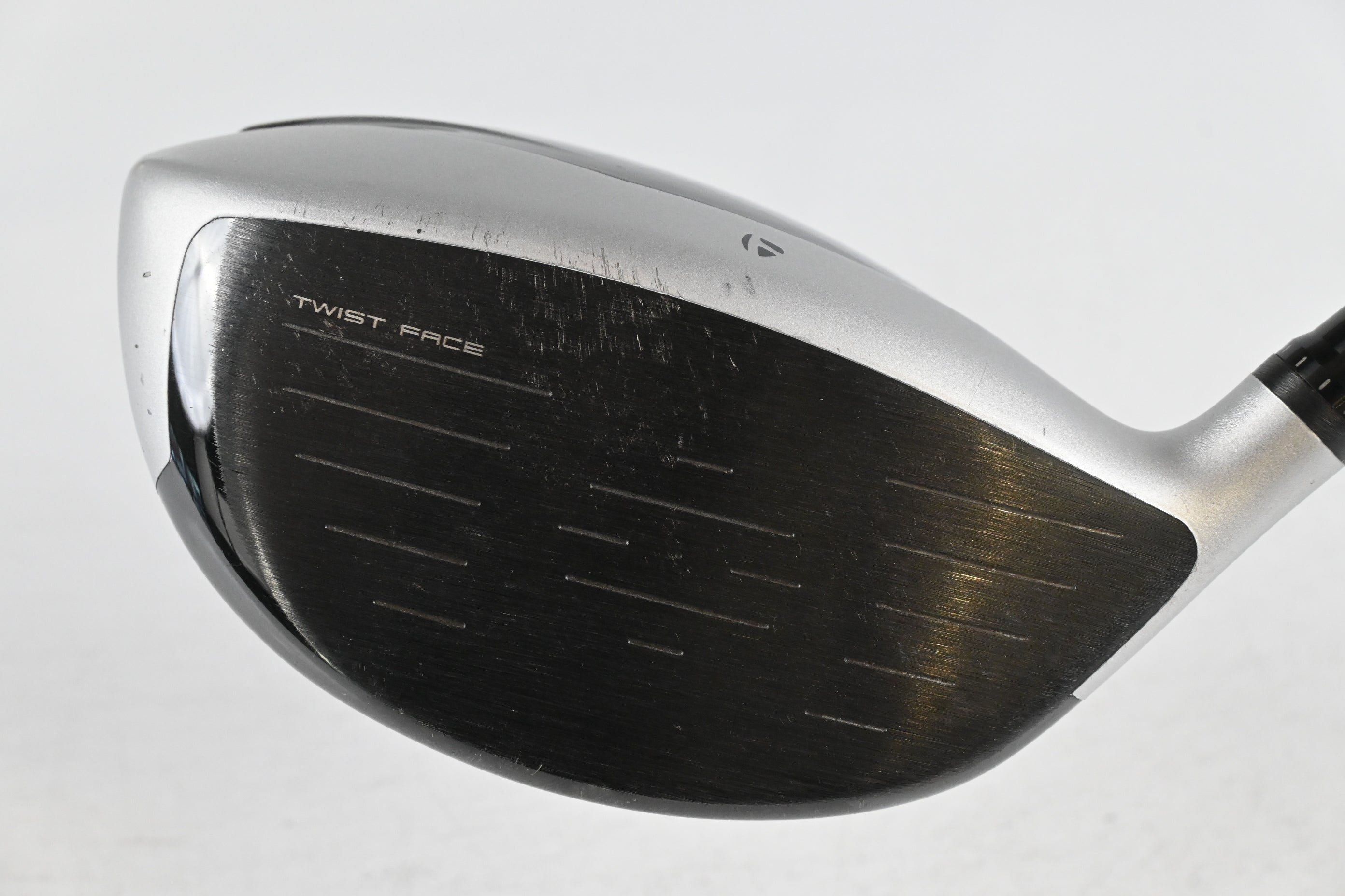Taylormade M4 Driver / 10.5 Degree / Regular Flex Fujikura Atmos Red 5 Shaft