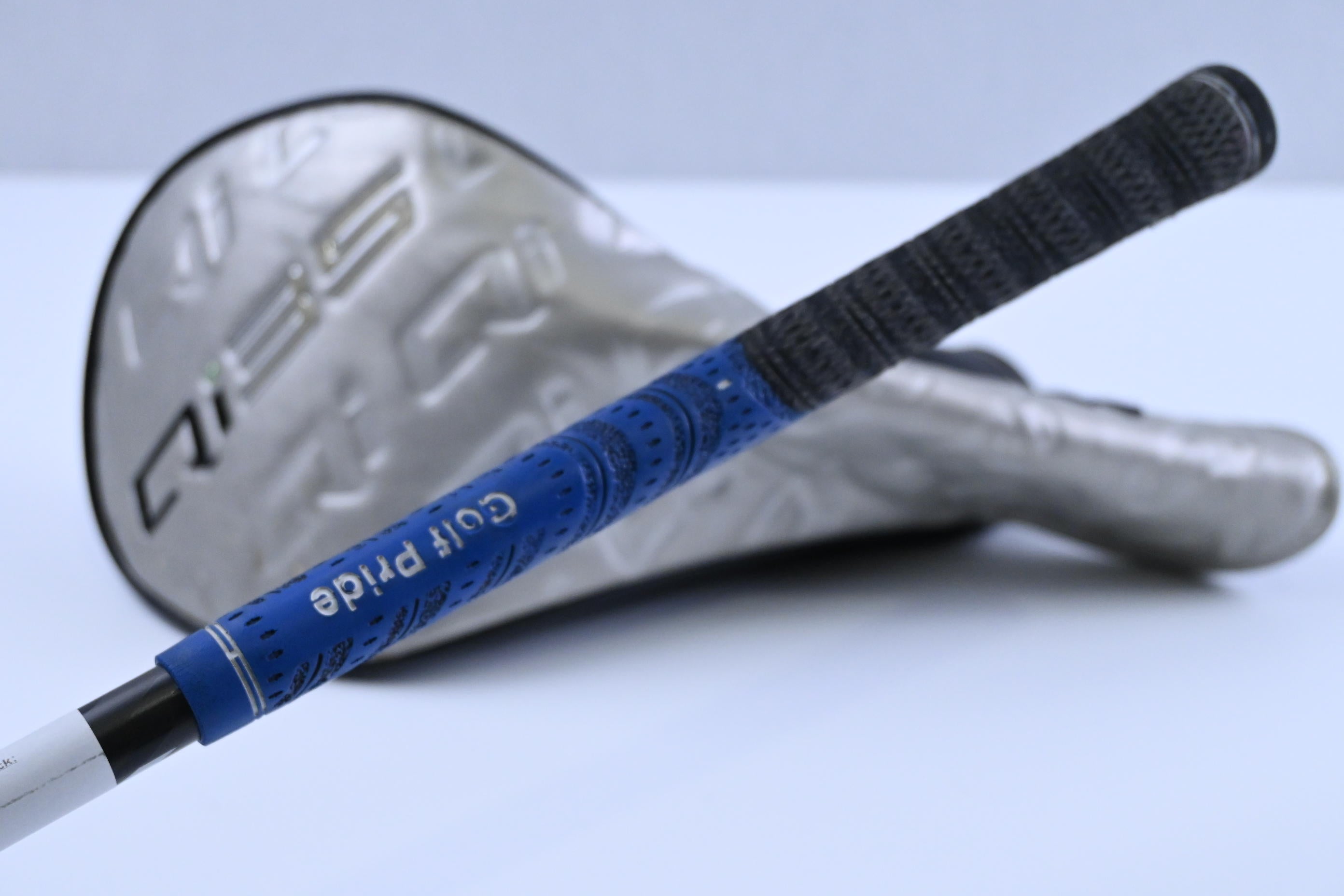 Taylormade Qi35 Driver / 9 Degree / Stiff Flex Project X Cypher 50 Shaft