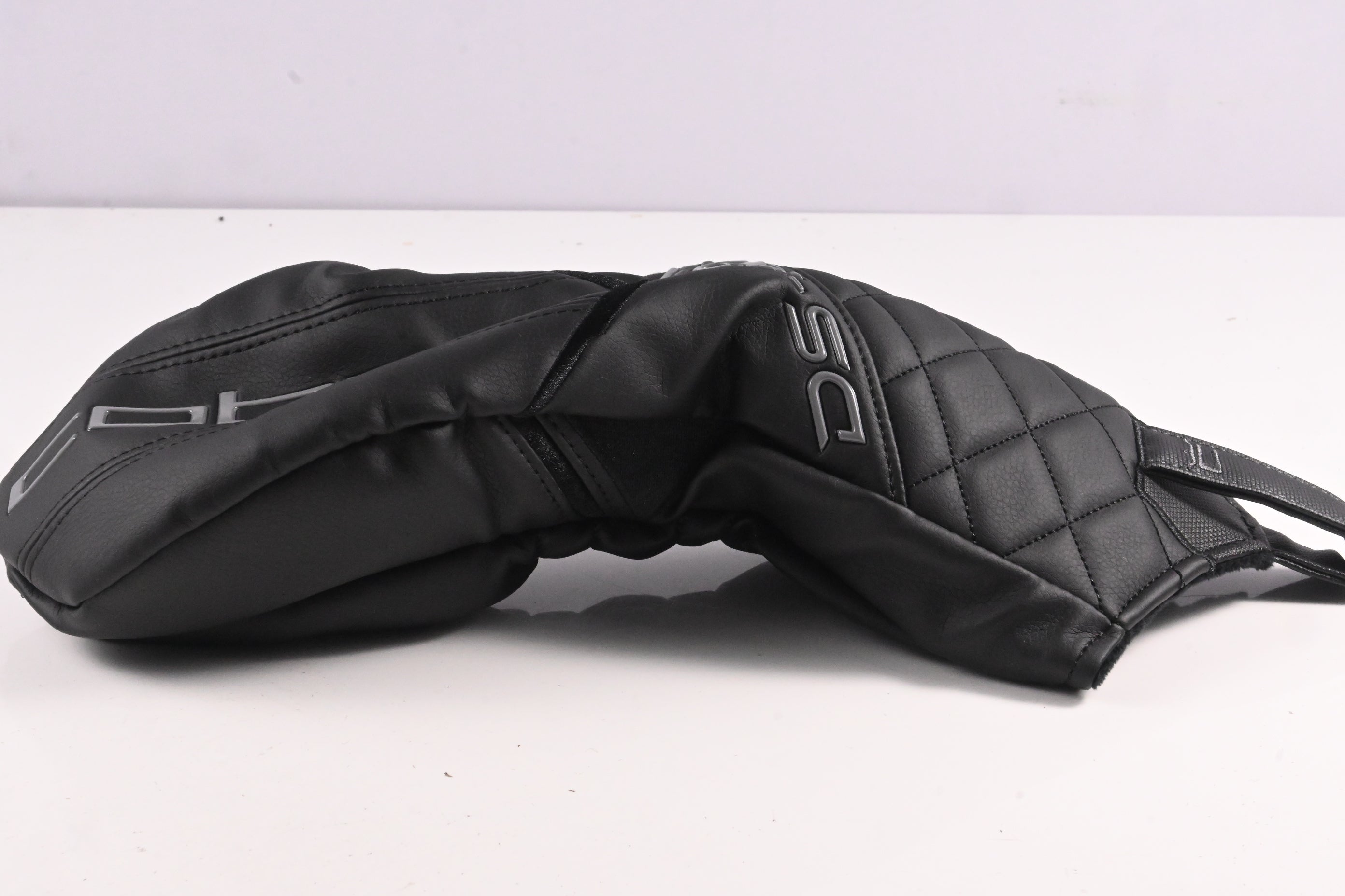 Left Hand Cobra DS-Adapt X Driver / 10.5 Degree / X-Flex Denali Black 60 Shaft