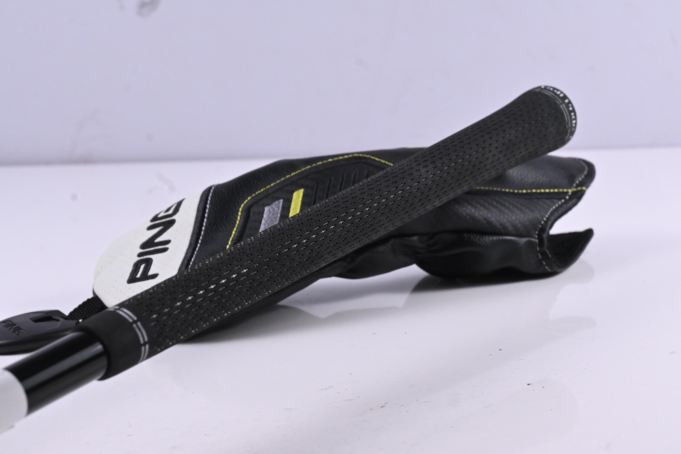 Ping G430 #4 Hybrid / 22 Degree / Regular Flex Ping Alta CB Black 70 Shaft
