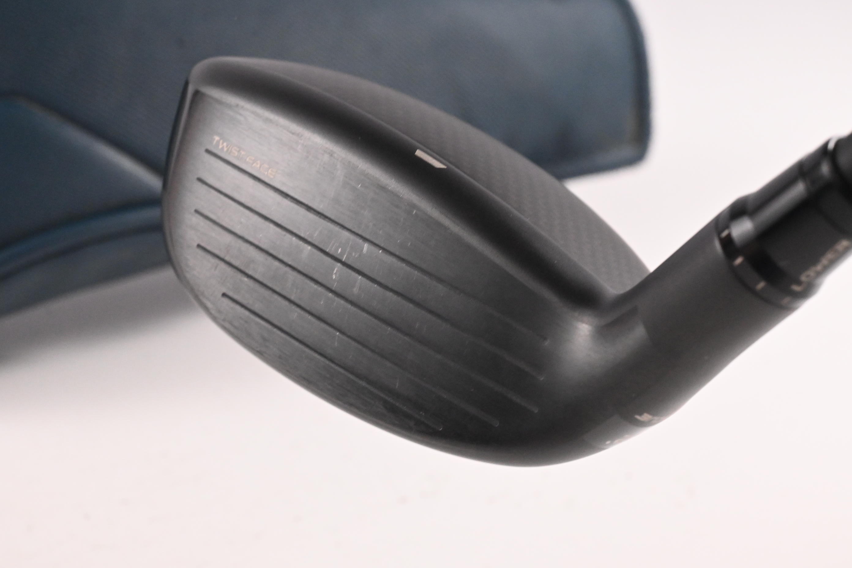 Taylormade Qi4D #4 Hybrid / 22 Degree / Regular Flex REAX KBS 65 Shaft