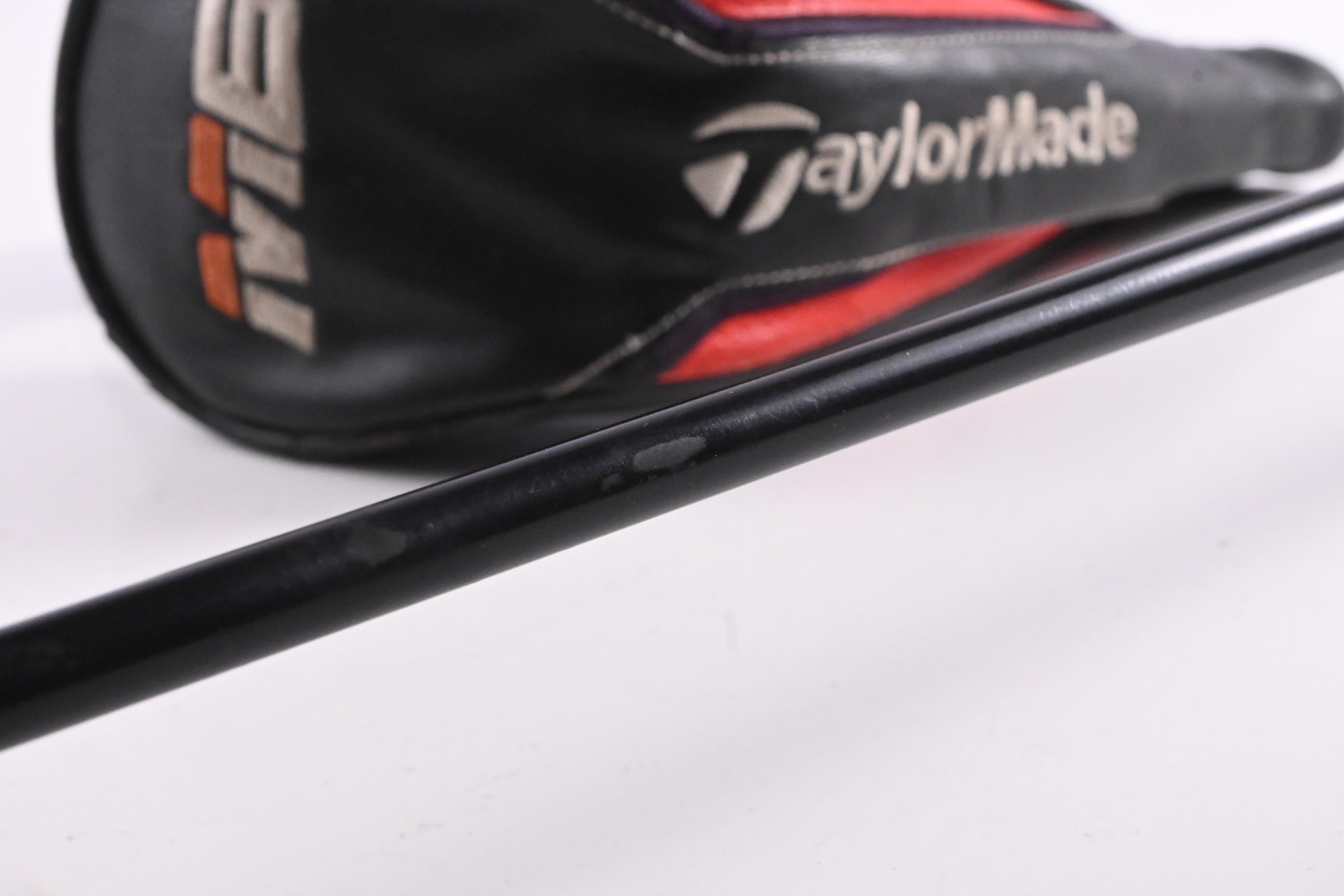 Taylormade M6 #4 Hybrid / 22 Degree / Stiff Flex Fujikura Atmos Orange 7 Shaft