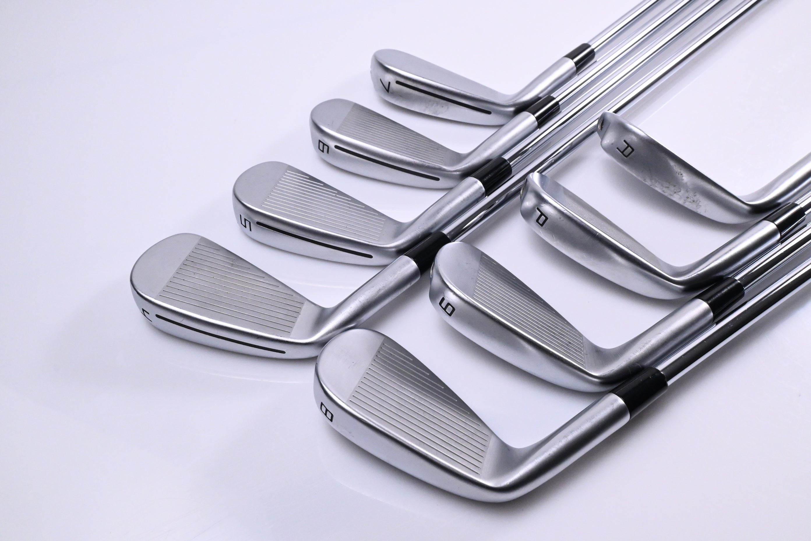 Taylormade P790 2021 Irons / 4-PW+GW / Regular Flex Dynamic Gold 95 R300 Shafts