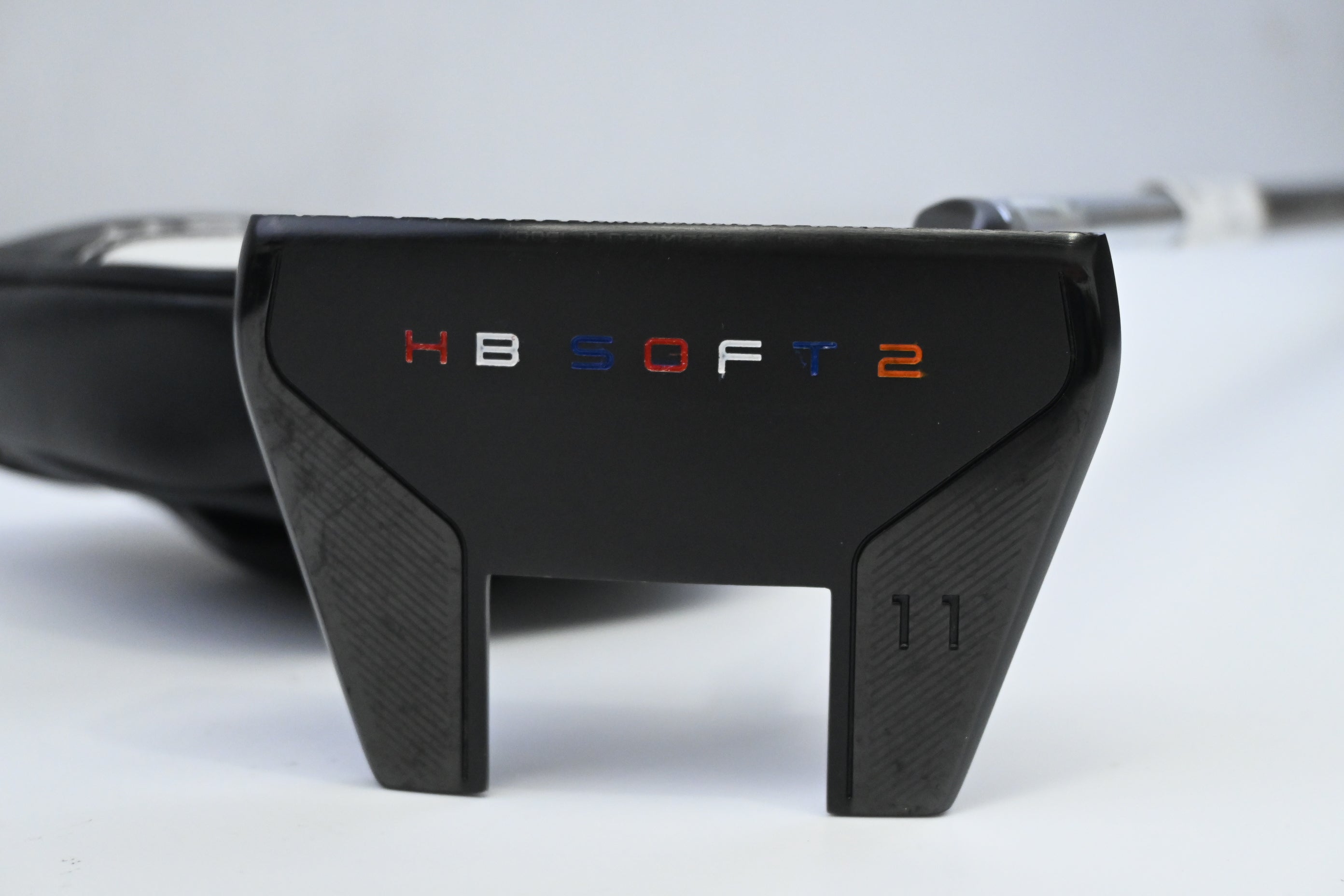 Cleveland HB Soft 2 Black Satin 11 Putter / 35 Inch