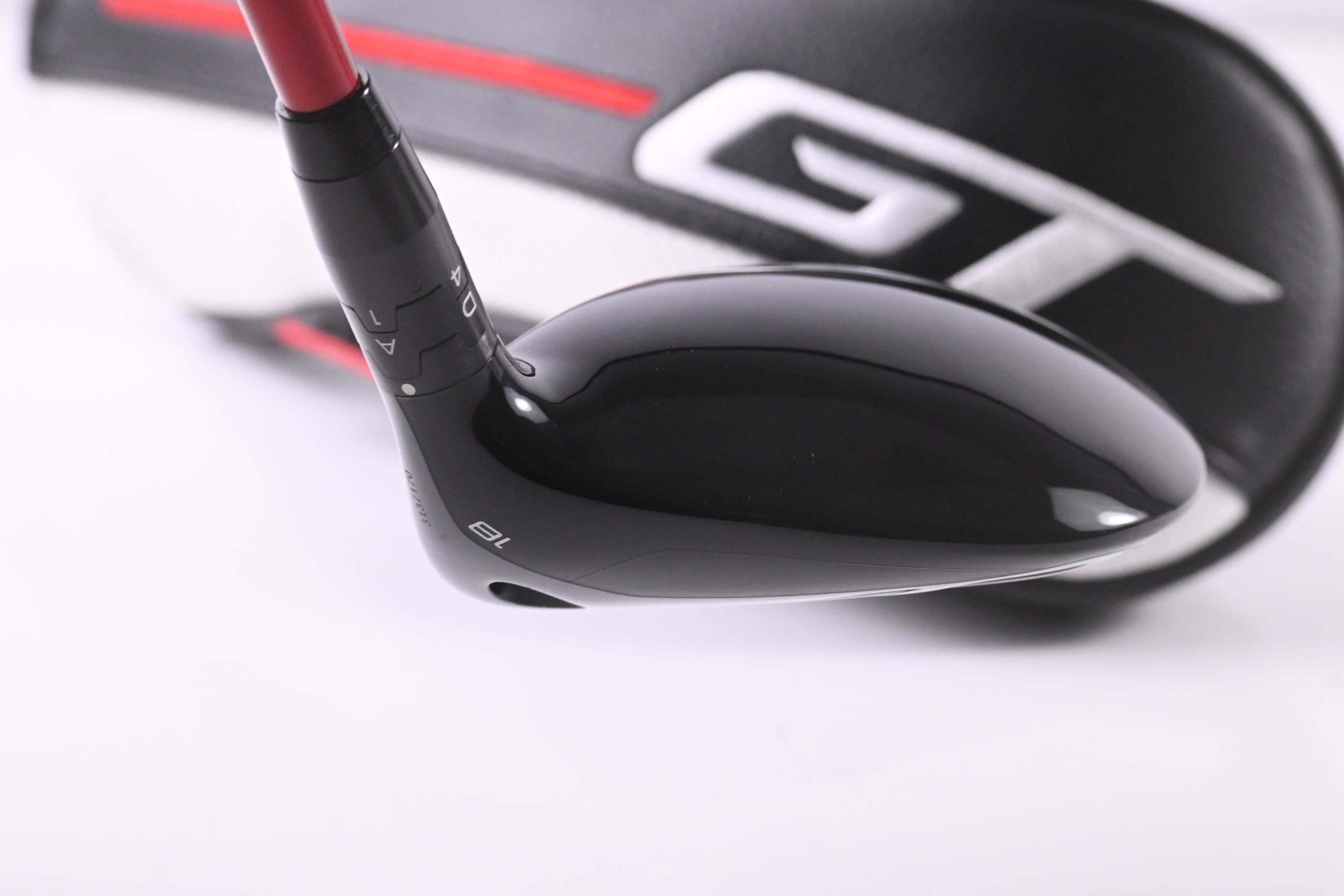 Titleist GT2 #5 Wood / 18 Degree / Regular Flex Project X Denali Red 60 Shaft
