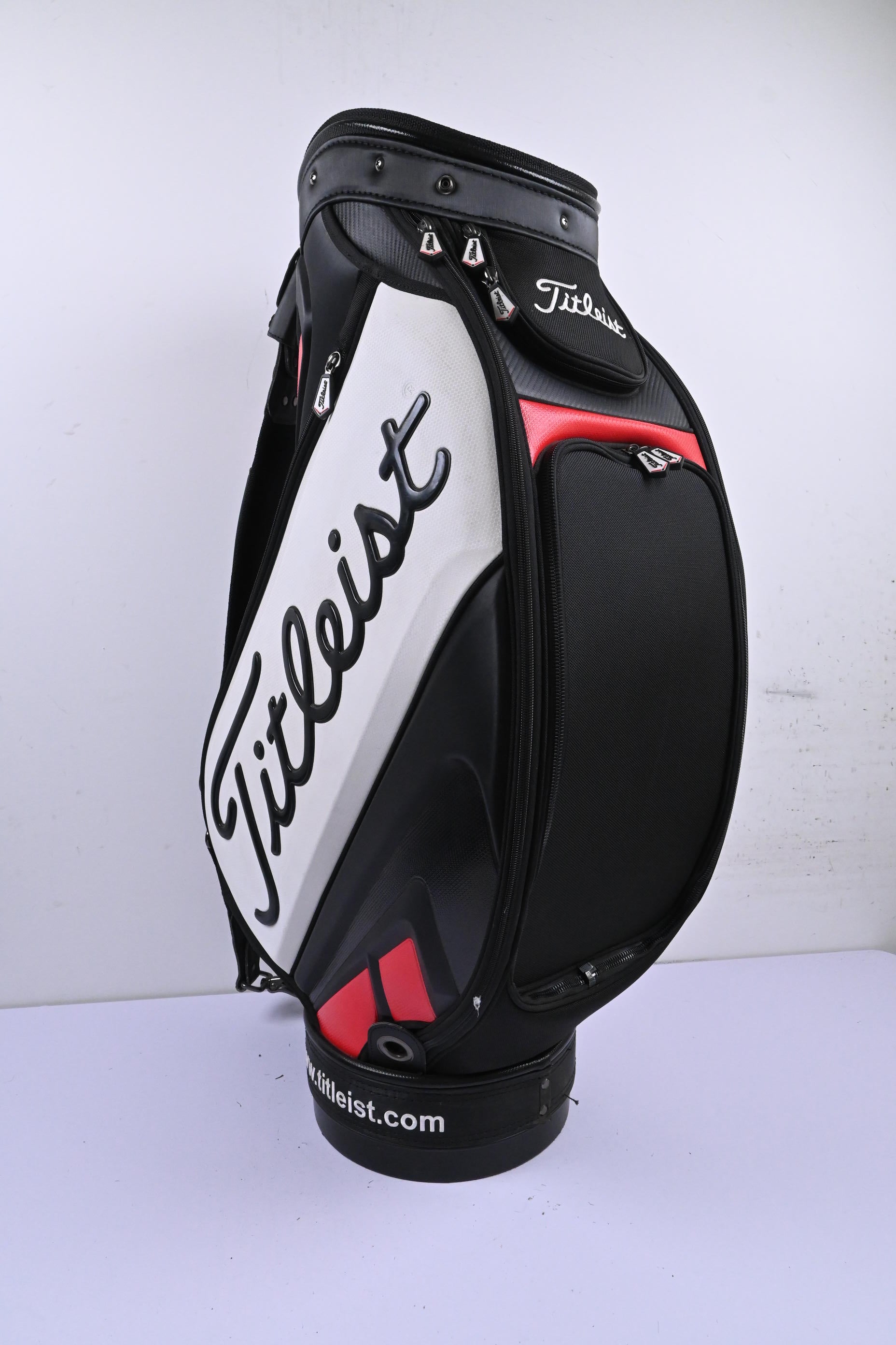 Titleist Tour Bag / 6-Way Divider / Black, White & Red
