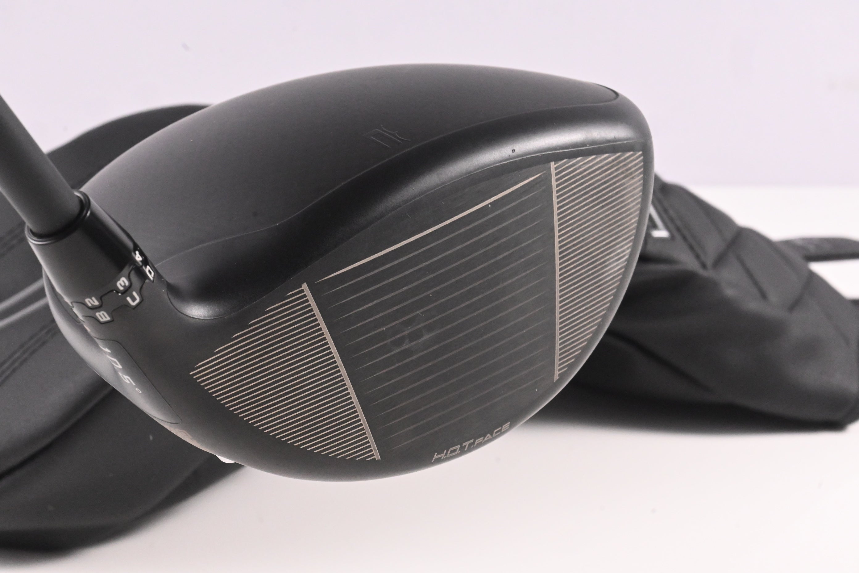 Left Hand Cobra DS-Adapt MAX-D Driver / 10.5 Degree / Regular Flex Vanquish 4