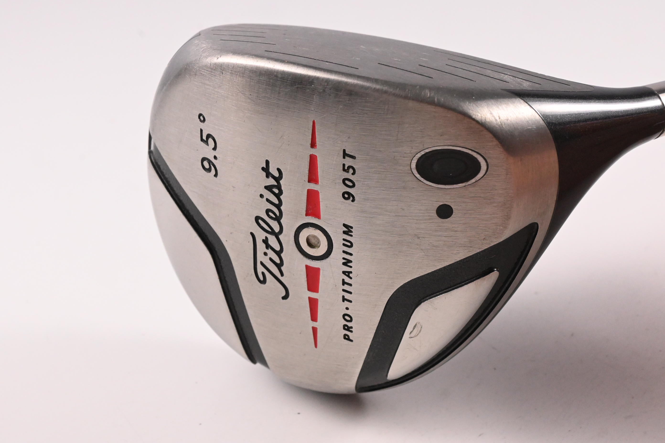 Titleist 905 T Driver / 9.5 Degree / Stiff Flex Aldila NV Green 65 Shaft
