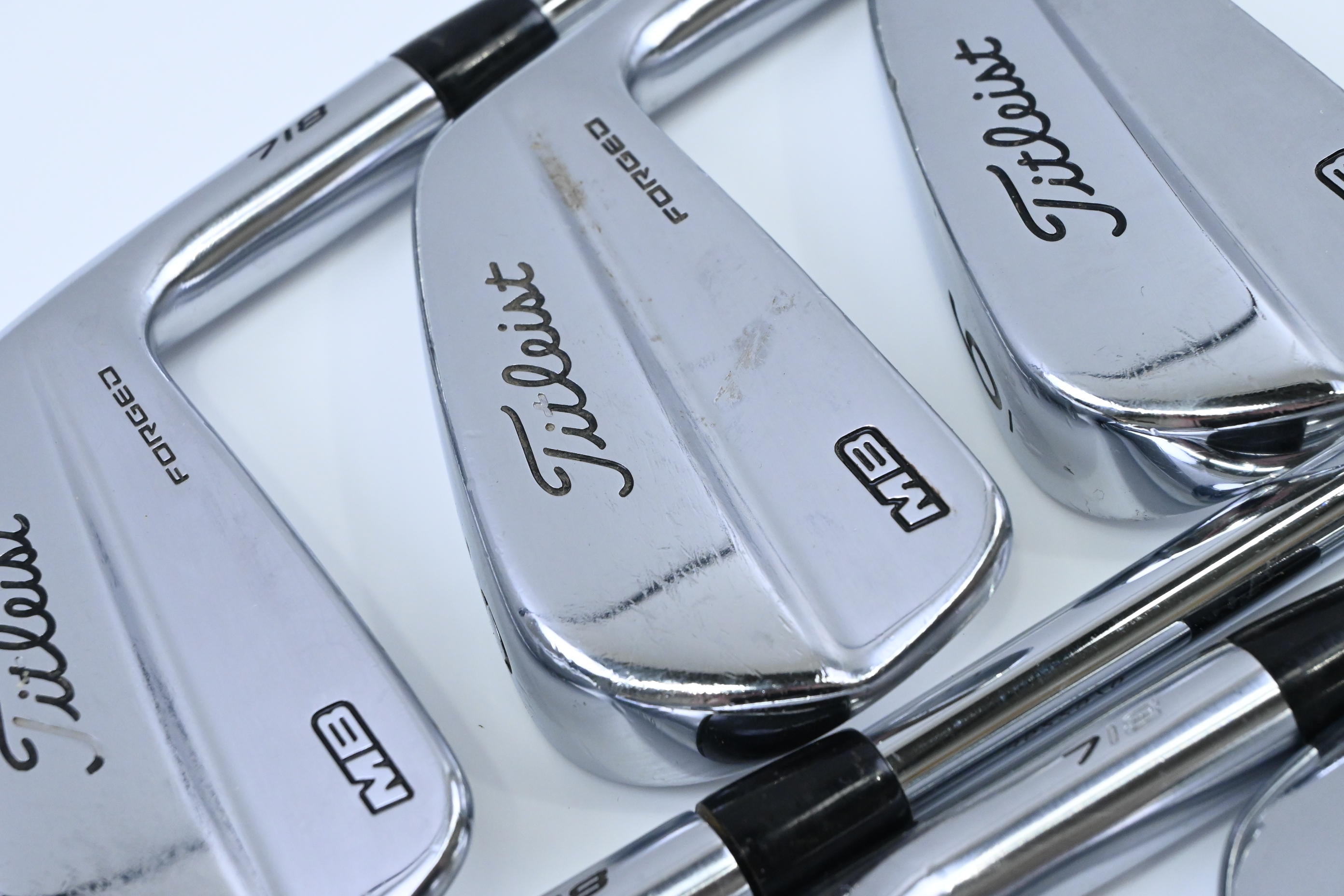 Titleist 718 MB Irons / 4-PW / Stiff Flex Dynamic Gold AMT S400 Shafts