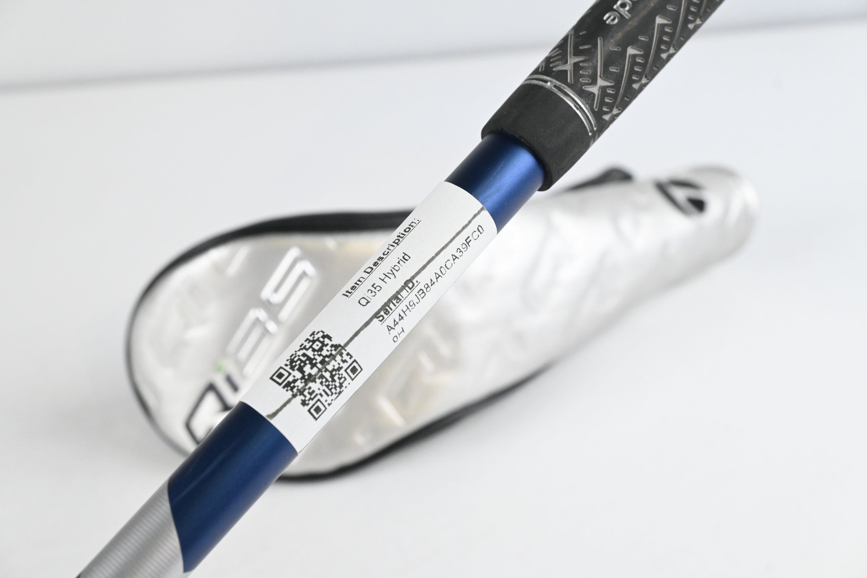 Taylormade Qi35 #3 Hybrid / 19 Degree / Regular Flex Fujikura Ventus Blue 6