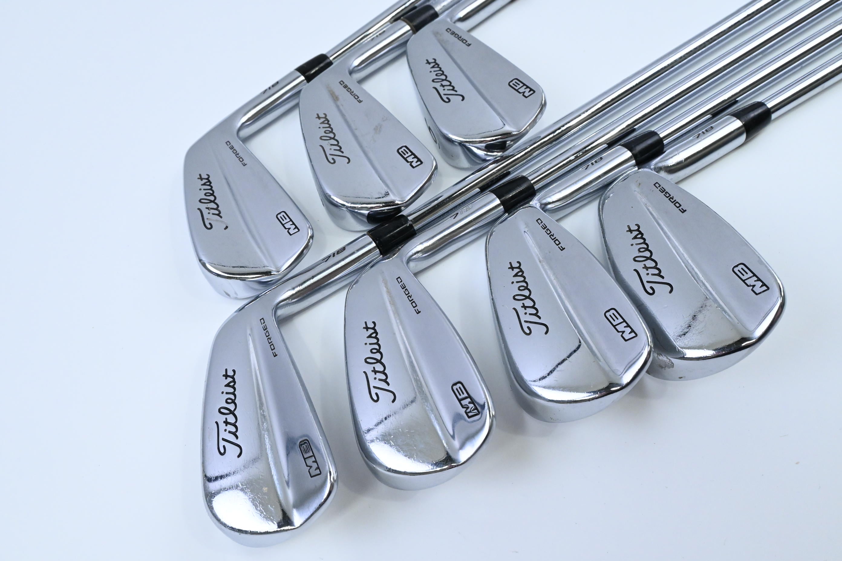 Titleist 718 MB Irons / 4-PW / Stiff Flex Dynamic Gold AMT S400 Shafts