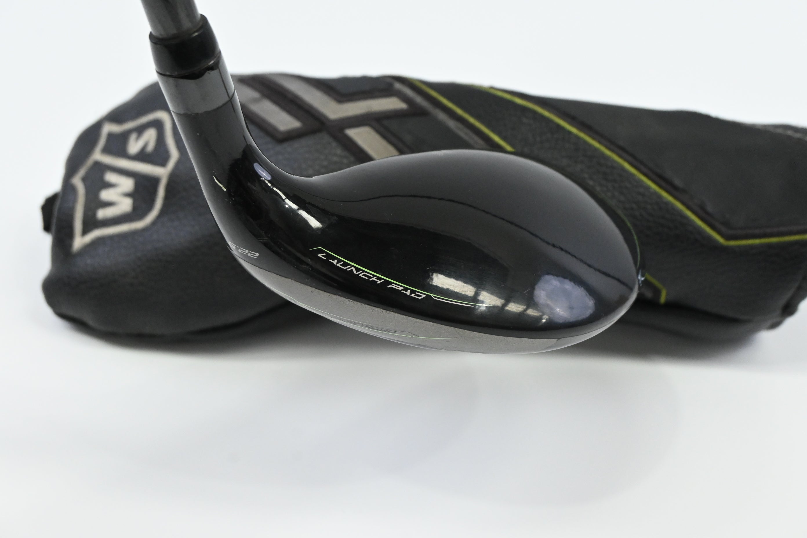Wilson Launch Pad 2022 #4 Hybrid / 22.5 Degree / Regular Flex Evenflow 65