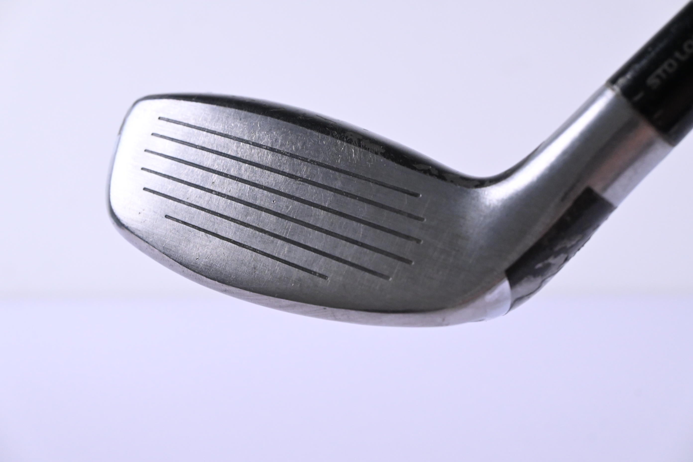 Taylormade SLDR #3 Hybrid / 19 Degree / Regular Flex Fujikura Speeder 82H Shaft