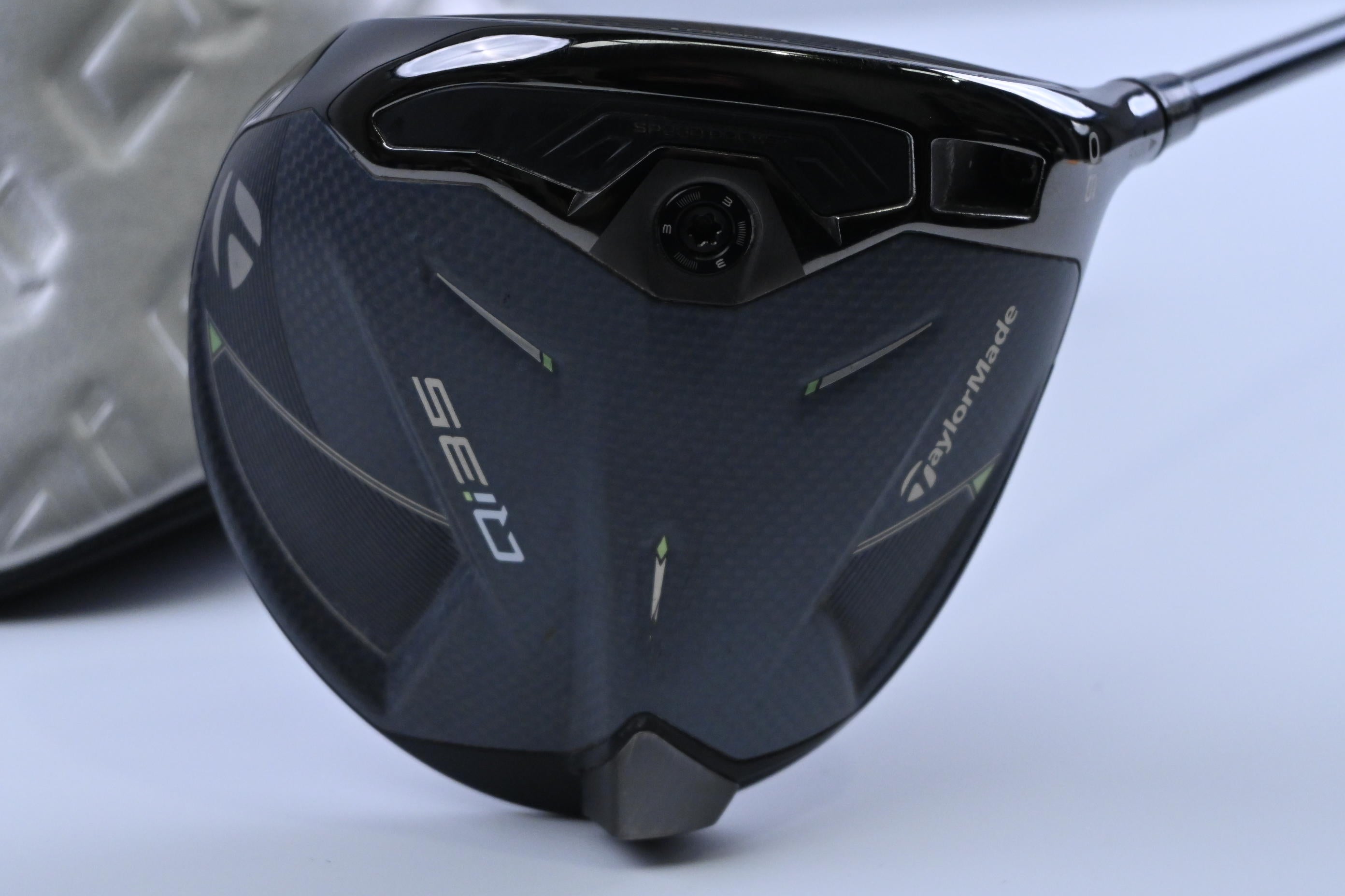 Taylormade Qi35 Driver / 9 Degree / Stiff Flex Fujikura Ventus TR Blue 5 Shaft