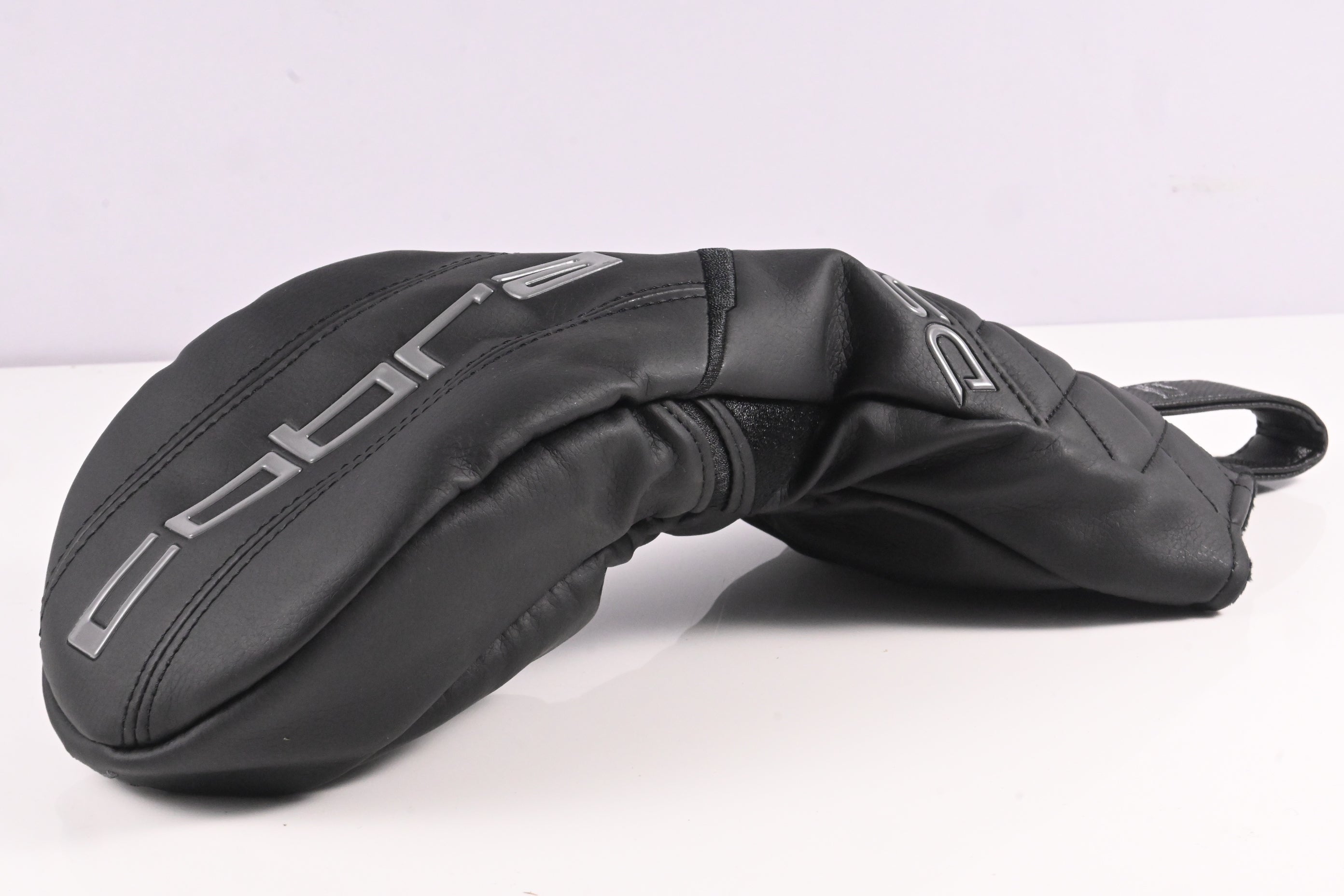 Left Hand Cobra DS-Adapt MAX-D Driver / 10.5 Degree / Regular Flex Vanquish 4