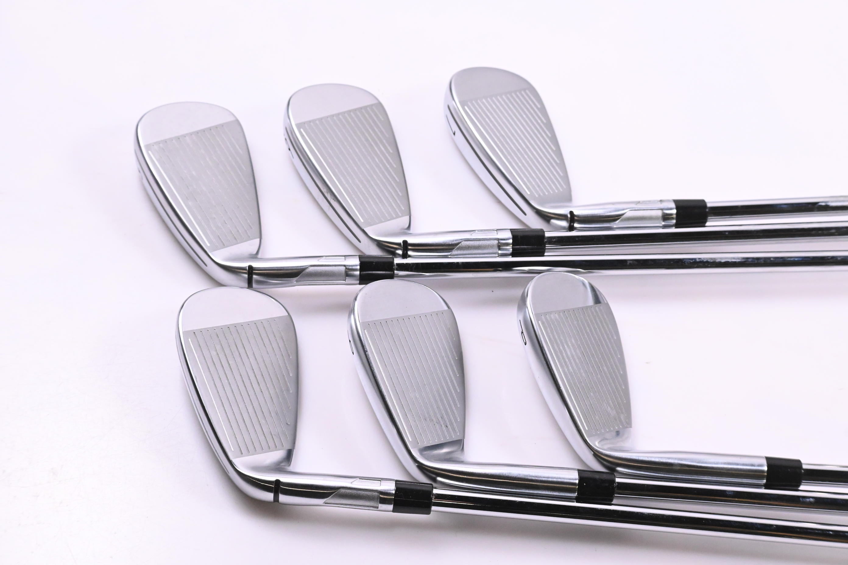 Taylormade Qi Max Irons / 5-PW / Regular Flex KBS MAX MT 85 Shafts