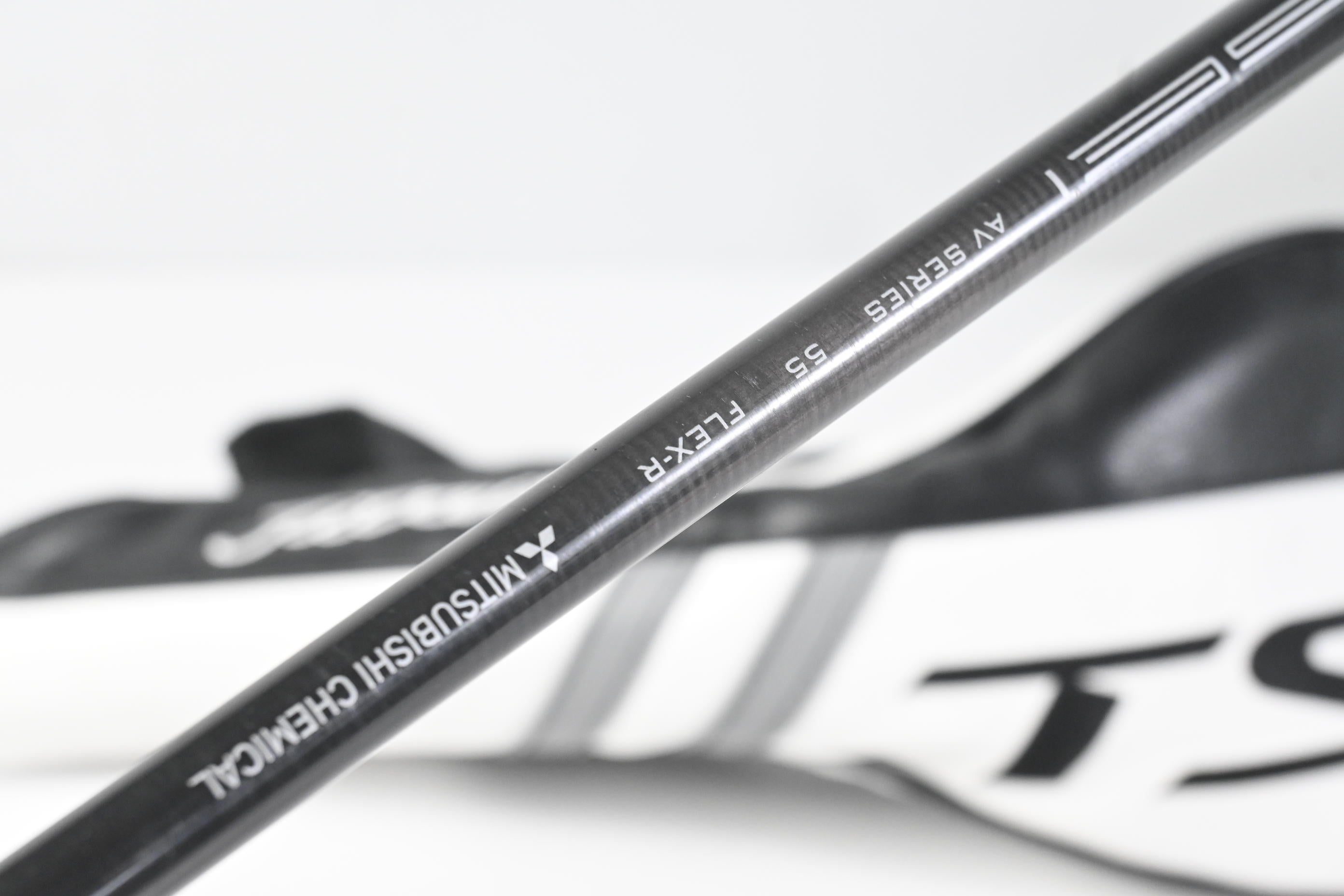 Titleist TSi2 Driver / 11 Degree / Regular Flex Tensei AV Blue 55 Shaft