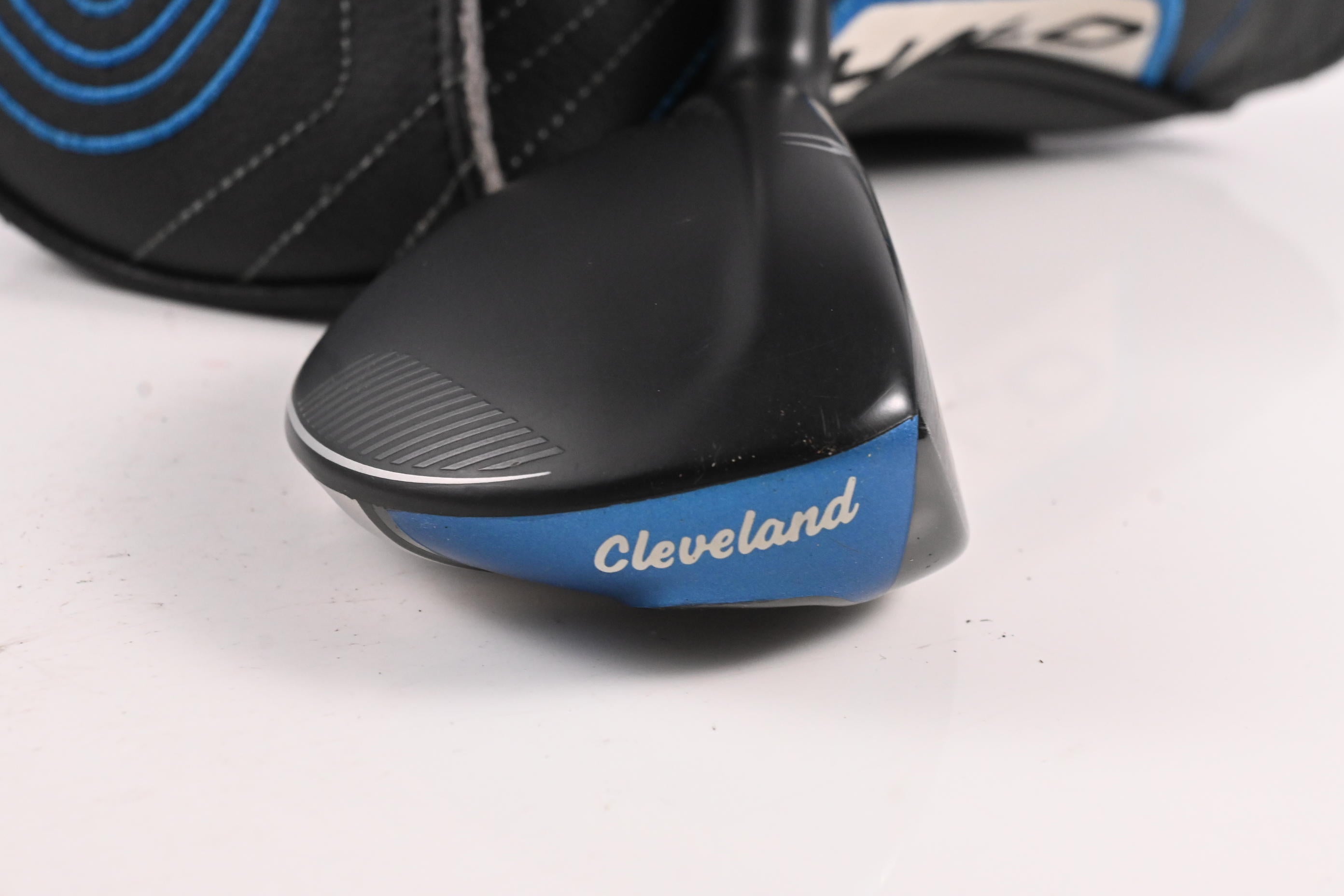 Cleveland Halo XL Hy-Wood #3 Hybrid / 18 Degree / Stiff Flex Cypher 40 Shaft