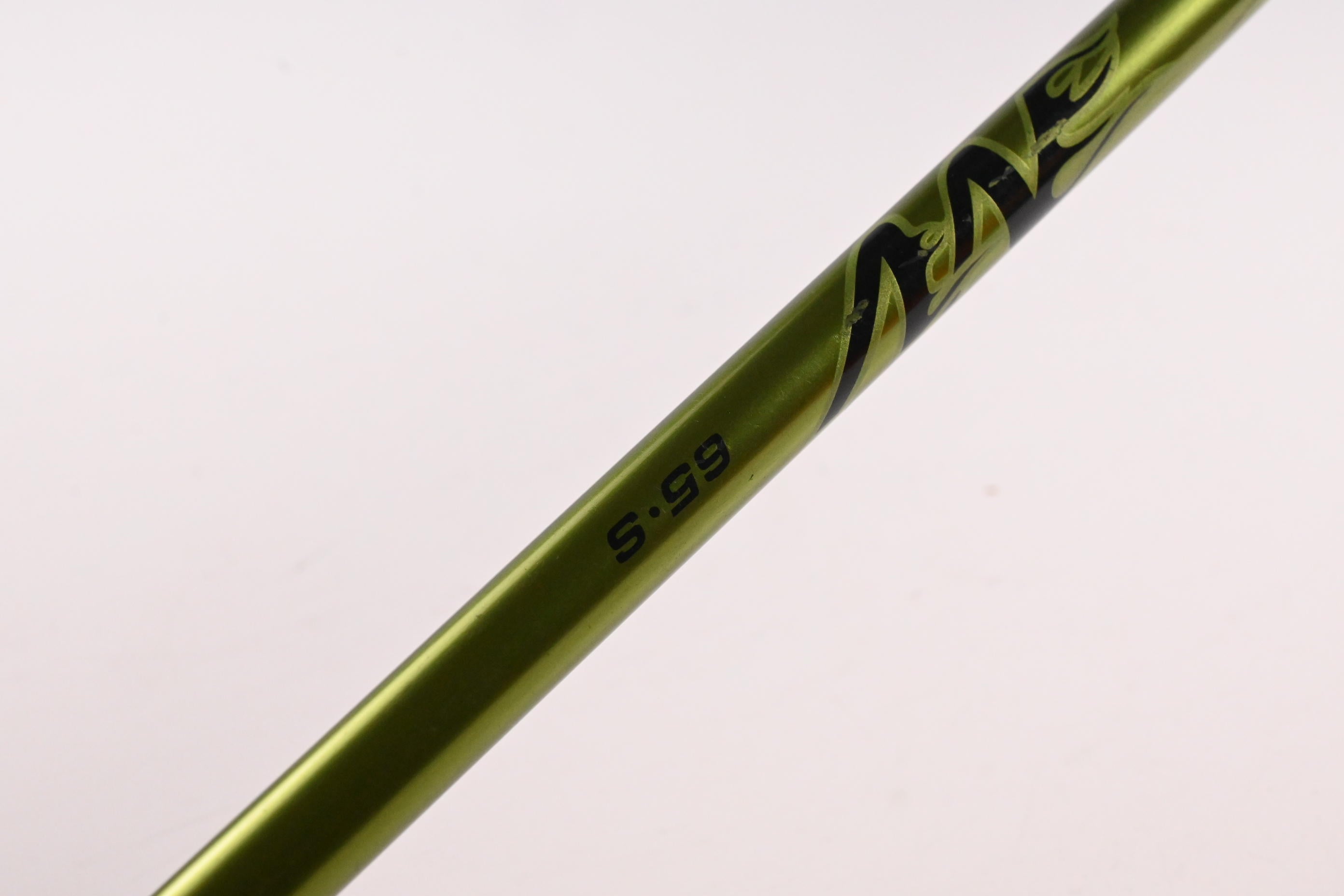 Titleist 905 T Driver / 9.5 Degree / Stiff Flex Aldila NV Green 65 Shaft
