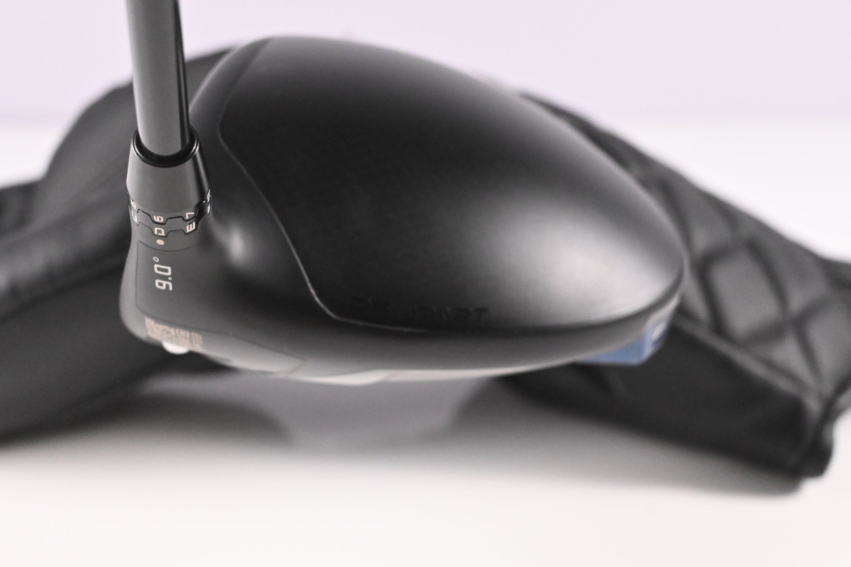 Cobra DS-Adapt X Driver / 9 Degree / Stiff Flex Denali Black 60 Shaft