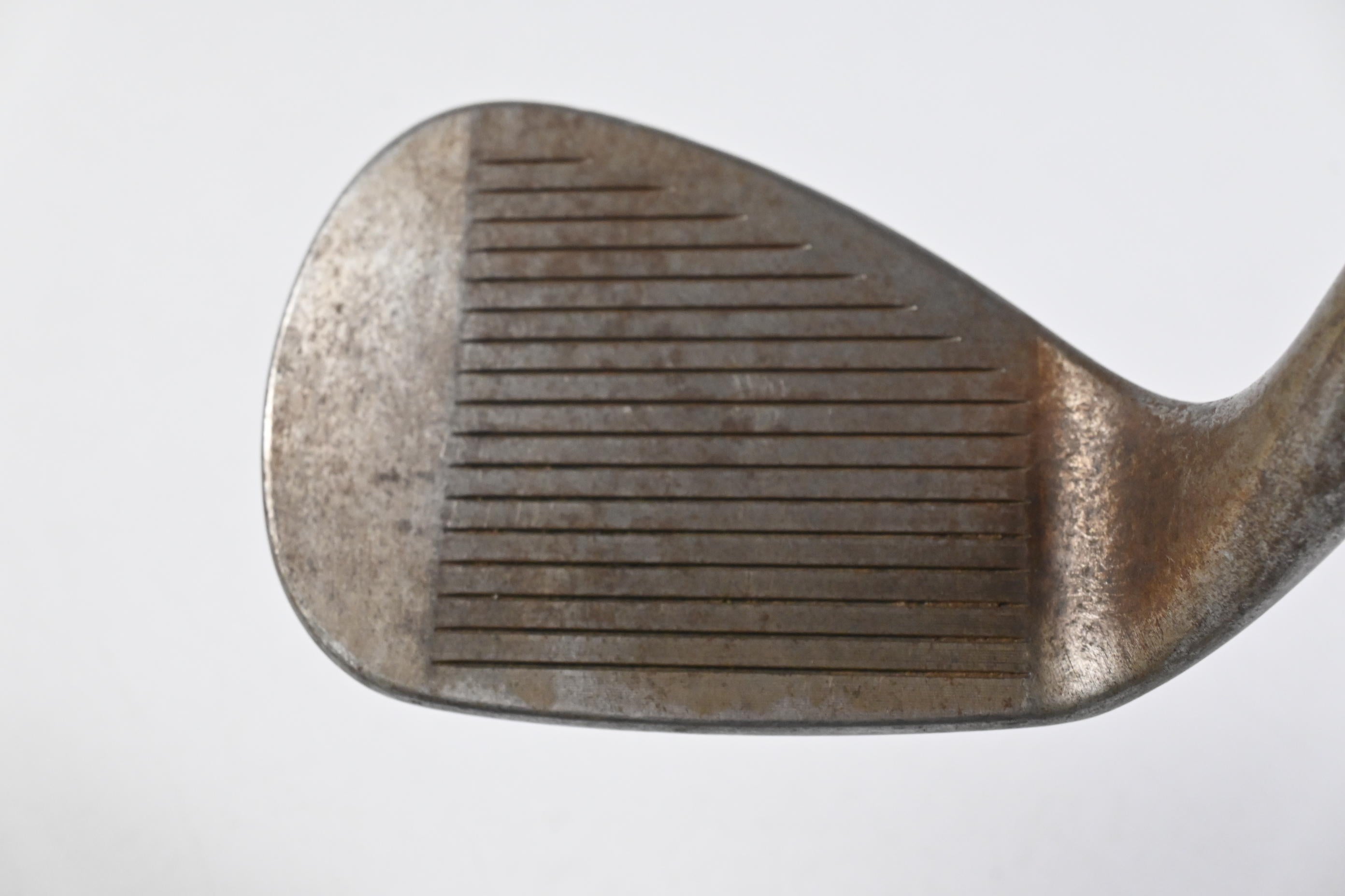 Titleist Vokey SM10 Wedge / 54 Degree / Stiff Flex Project X LZ 120