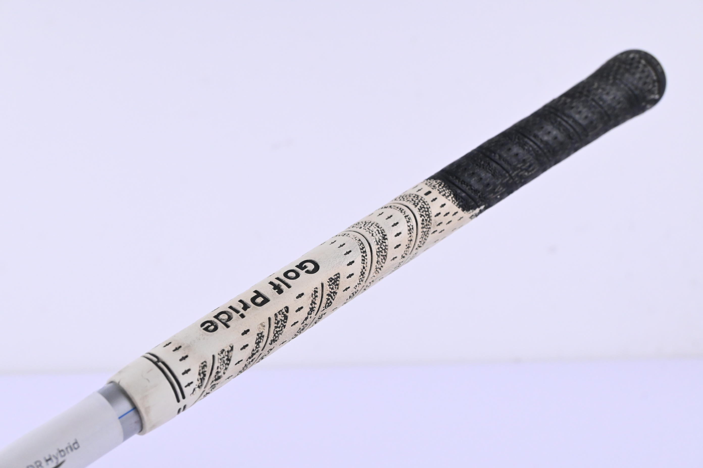 Taylormade SLDR #3 Hybrid / 19 Degree / Regular Flex Fujikura Speeder 82H Shaft