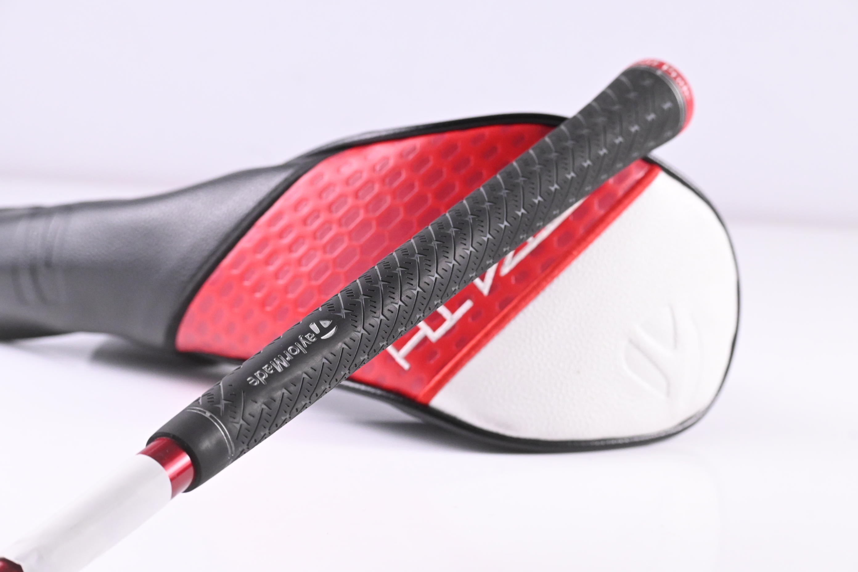 Taylormade Stealth 2 #5 Wood / 18 Degree / Regular Flex Fujikura Ventus TR Red 5