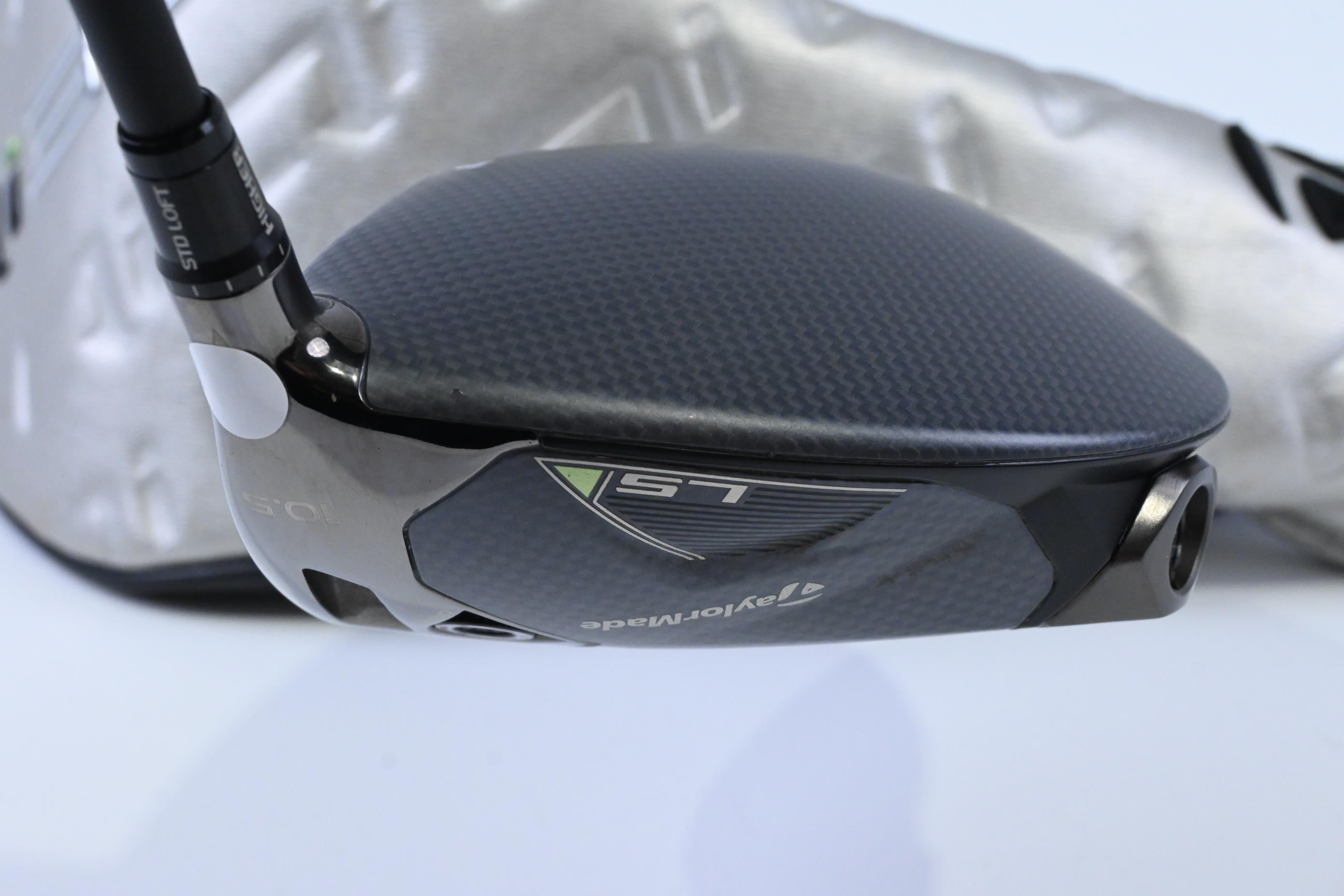 Taylormade Qi35 LS Driver / 10.5 Degree / Stiff Flex Fujikura Ventus Blue 5