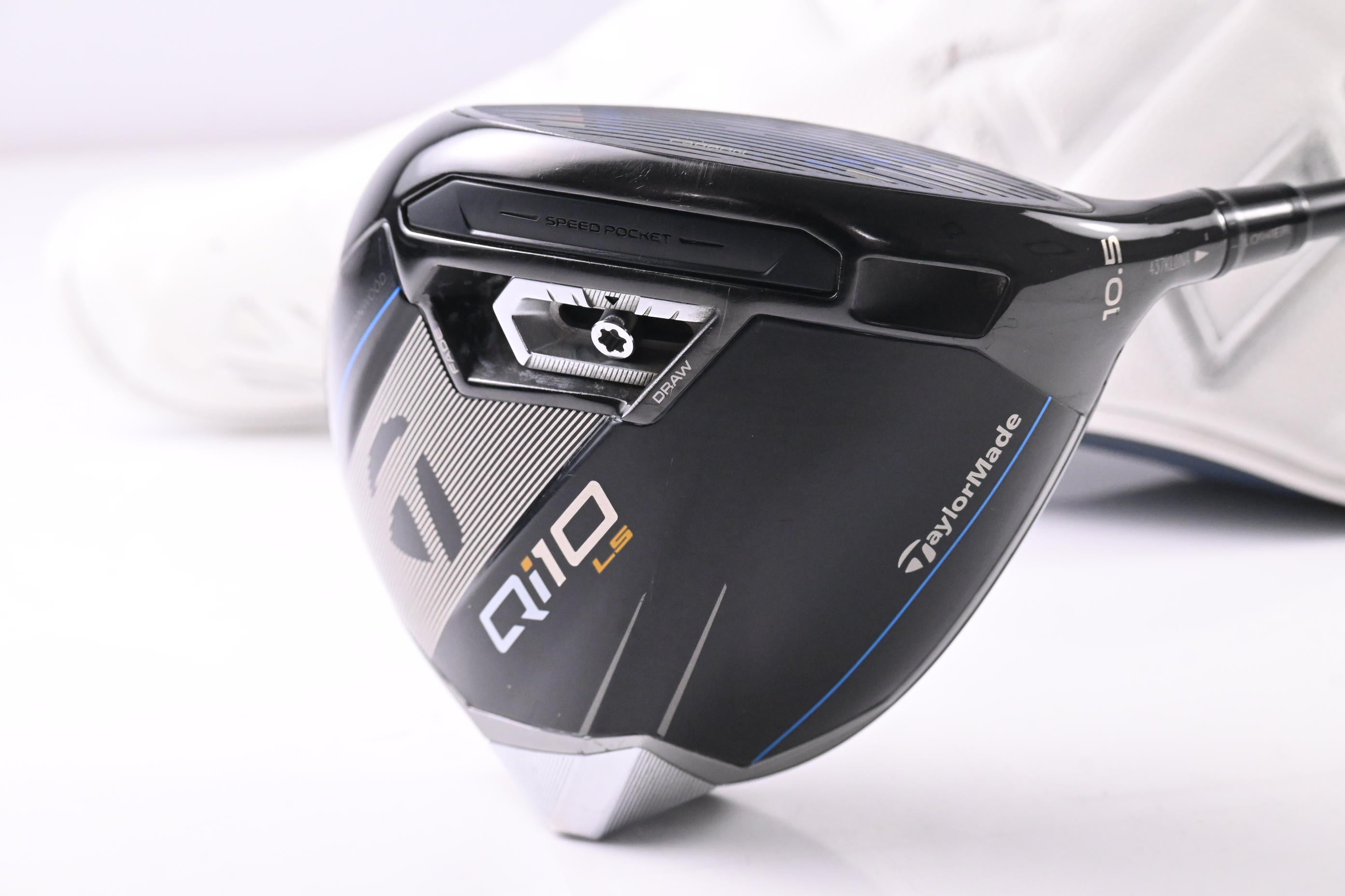Taylormade Qi10 LS Driver / 10.5 Degree / X-Flex Tensei AV Limited Black 65 Shaft