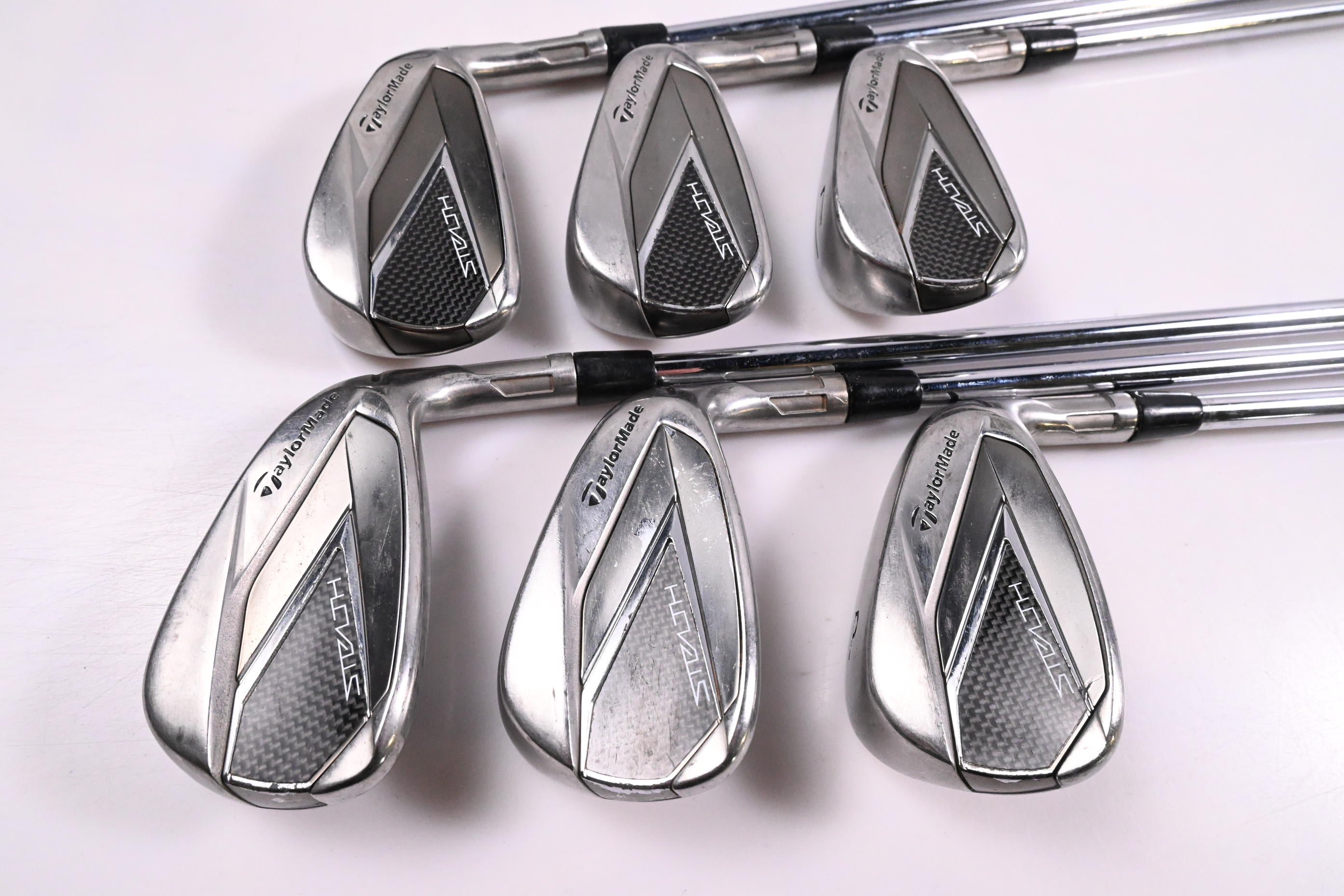 Taylormade Stealth Irons / 5-PW / Regular Flex Dynamic Gold High Launch R300