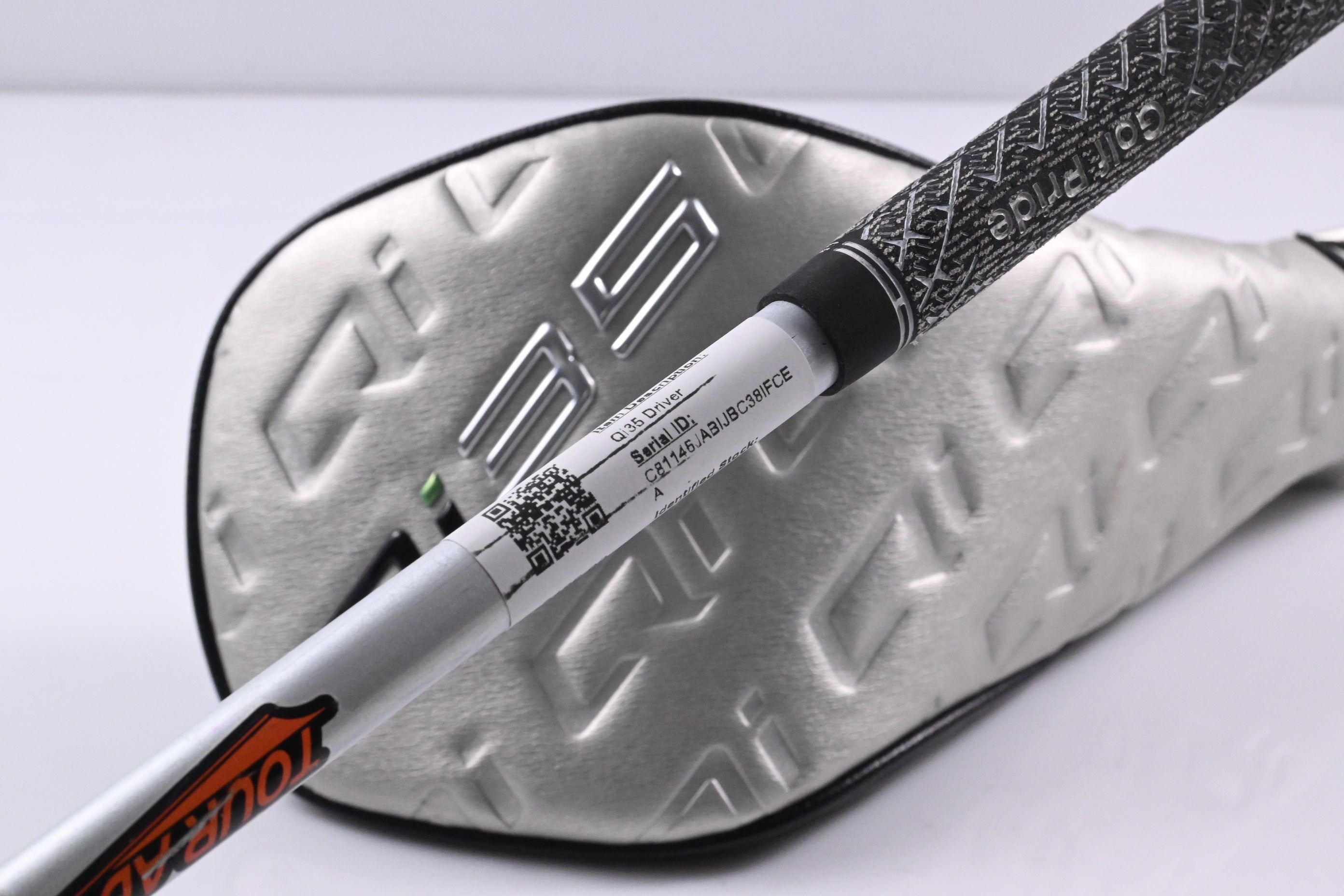 Taylormade Qi35 Driver / 9 Degree / X-Flex Graphite Design Tour AD IZ-7 Shaft