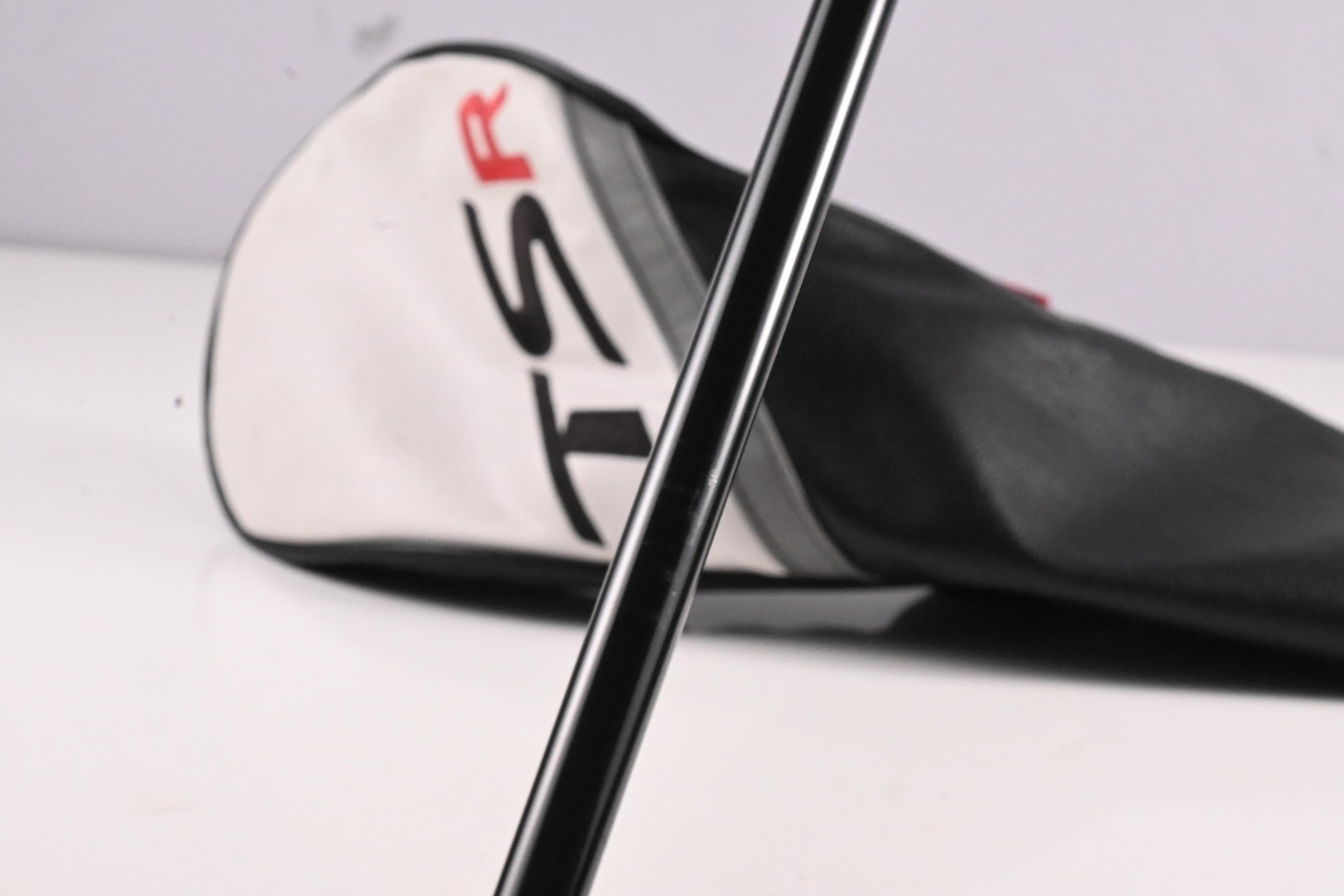 Titleist TSR3 Driver / 9 Degree / Regular Flex Tensei AV Blue 55 Shaft