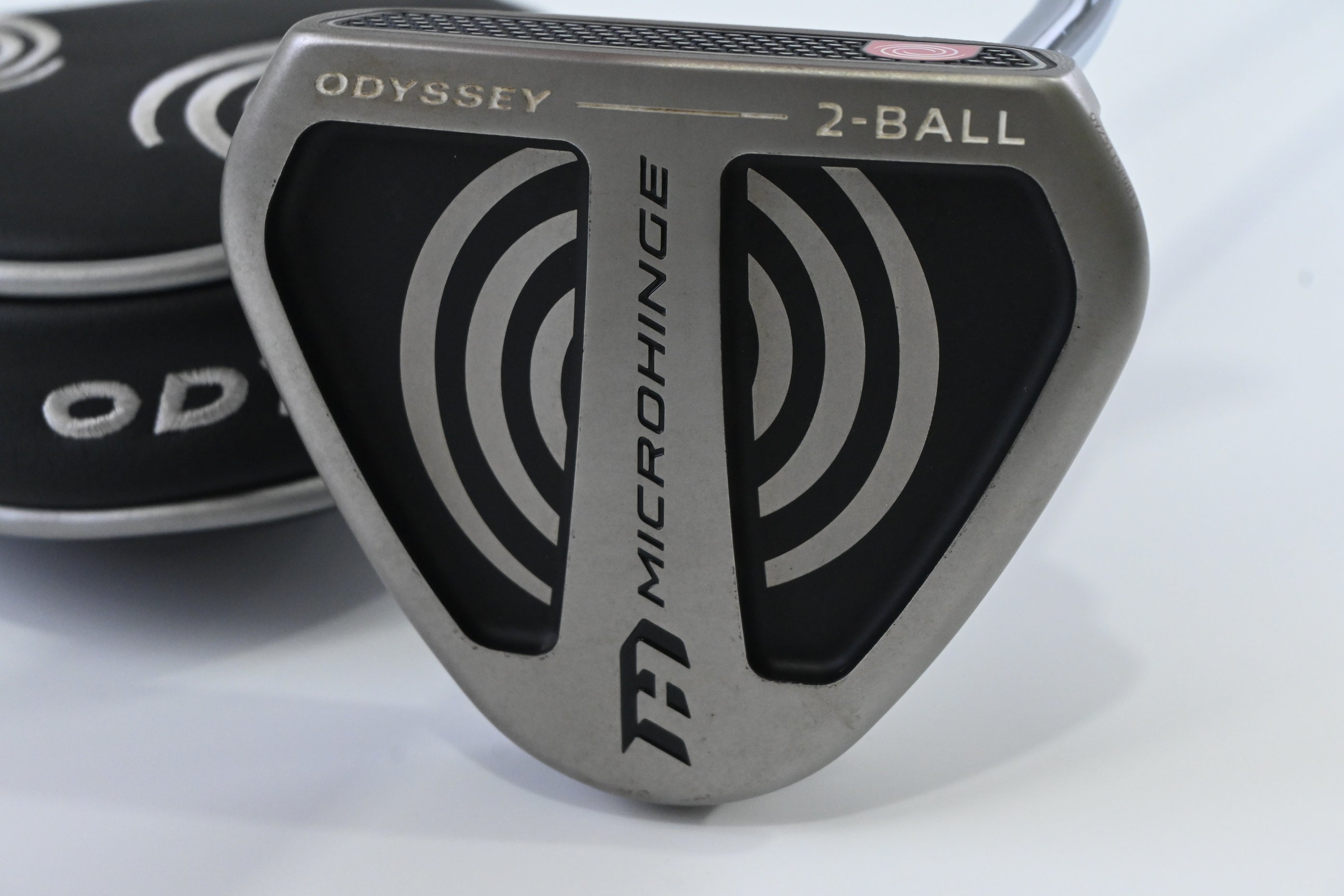 Odyssey Microhinge 2 Ball Putter / 34 Inch