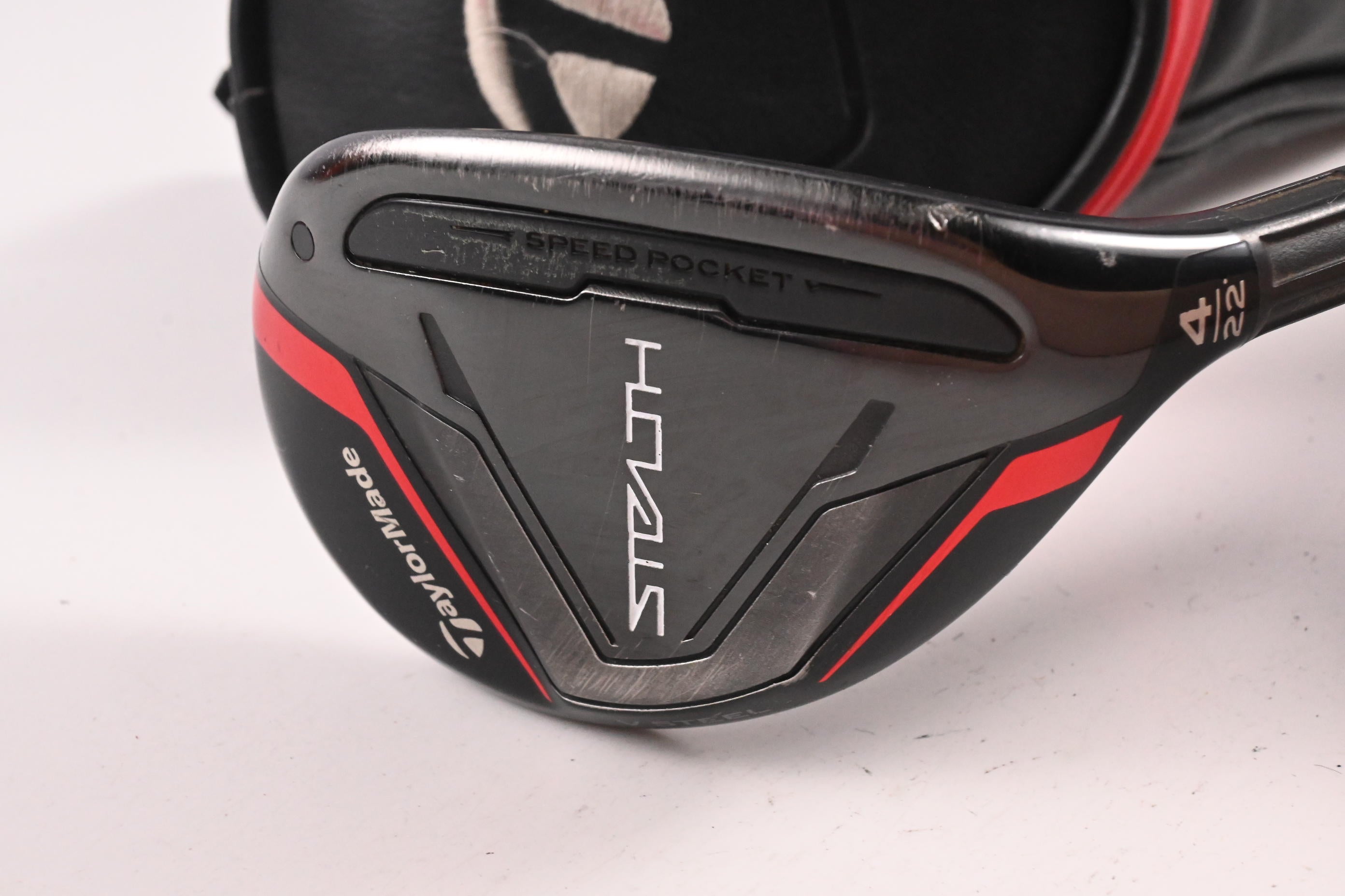 Taylormade Stealth #4 Hybrid / 22 Degree / Regular Flex Fujikura Ventus Red 6