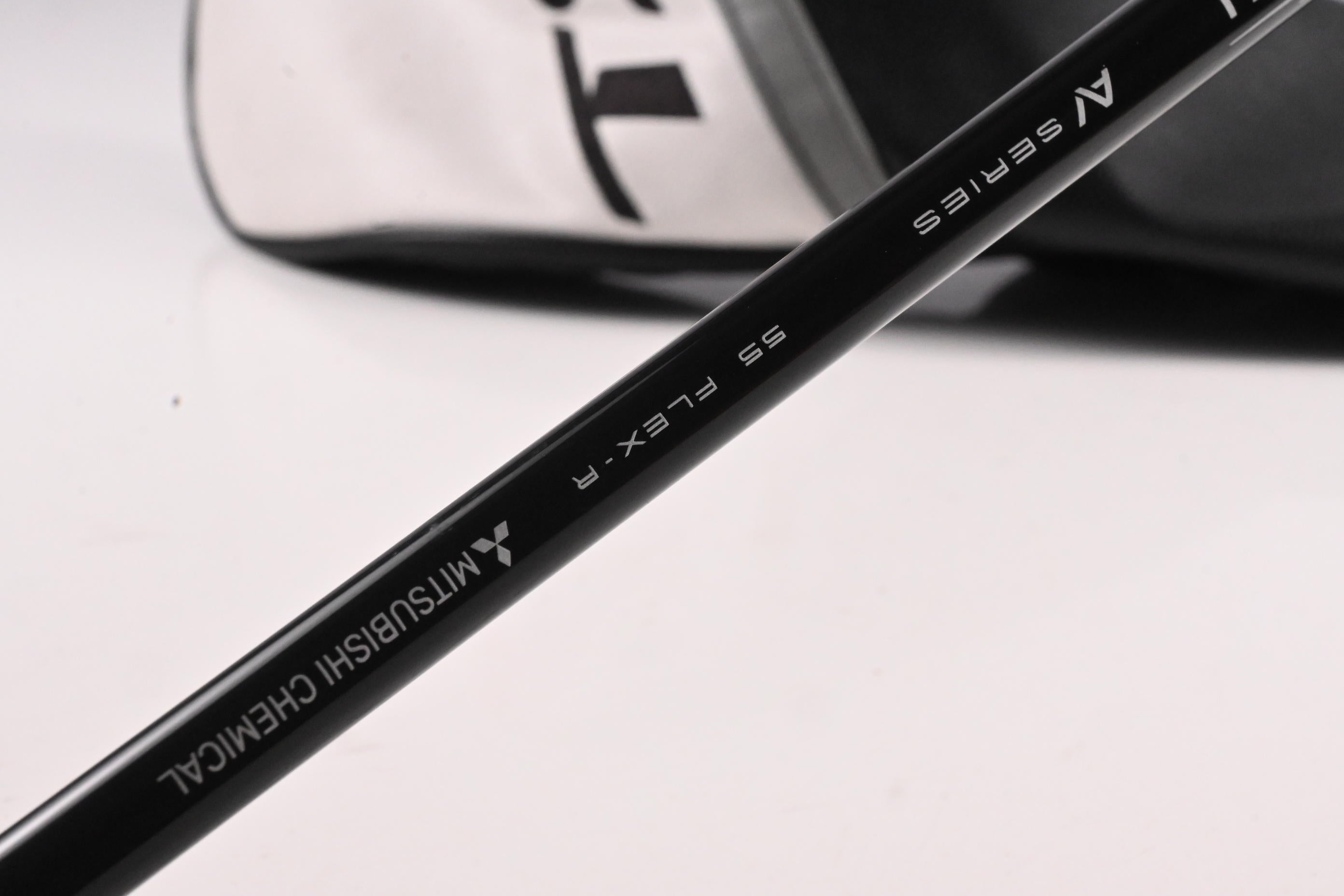 Titleist TSR3 Driver / 9 Degree / Regular Flex Tensei AV Blue 55 Shaft