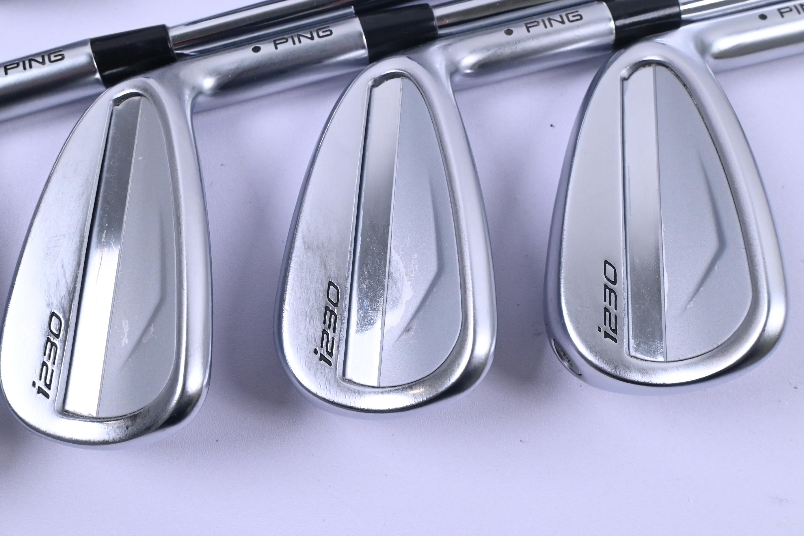 Ping I230 Irons / 4-PW / Black Dot / Regular Flex Dynamic Gold R300 105 Shafts