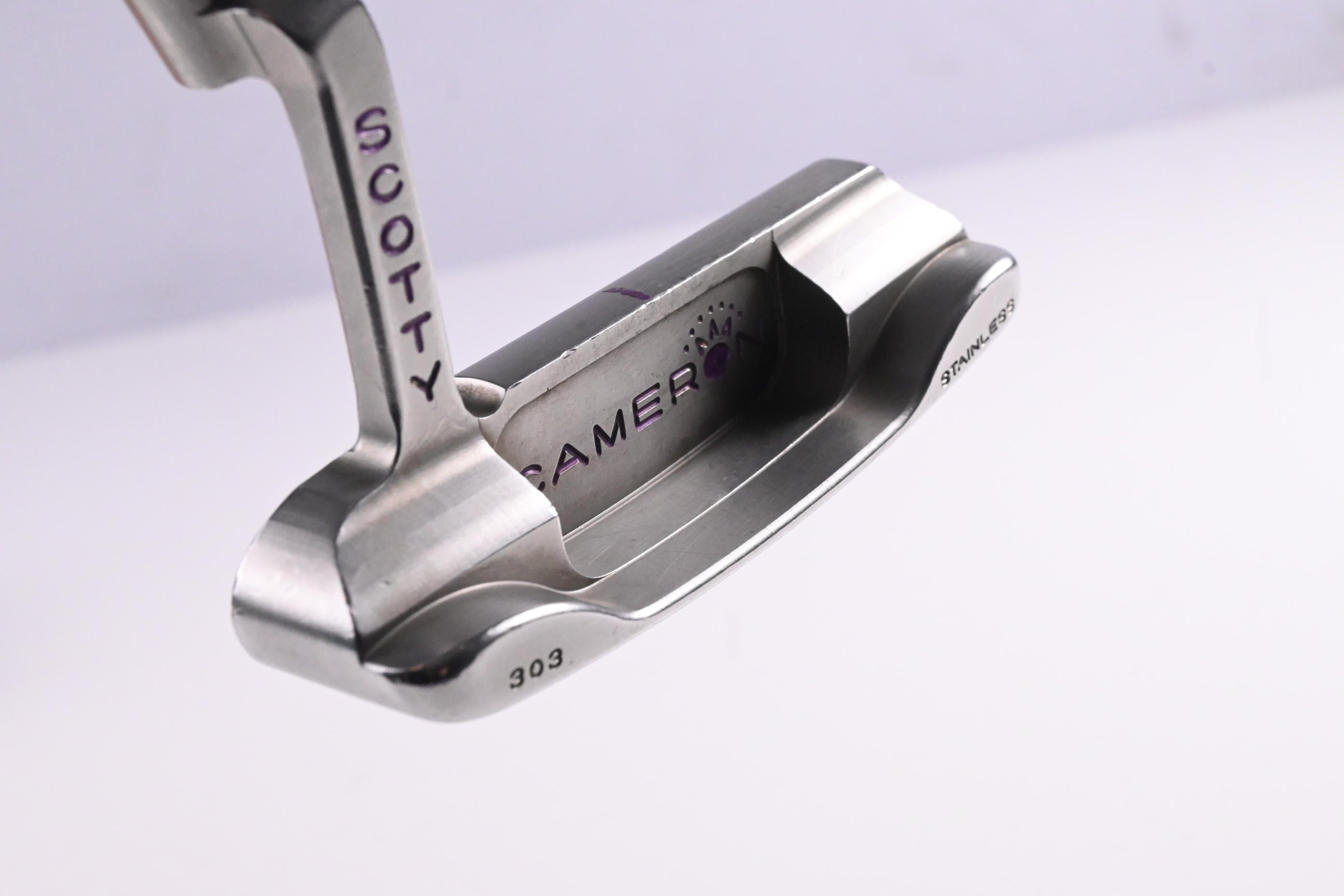 Scotty Cameron Studio Stainless Newport Beach Putter / 33 Inch
