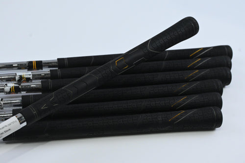 Left Hand Taylormade R7 Irons / 3-9 / Regular Flex Taylormade T-Step 90 Shafts