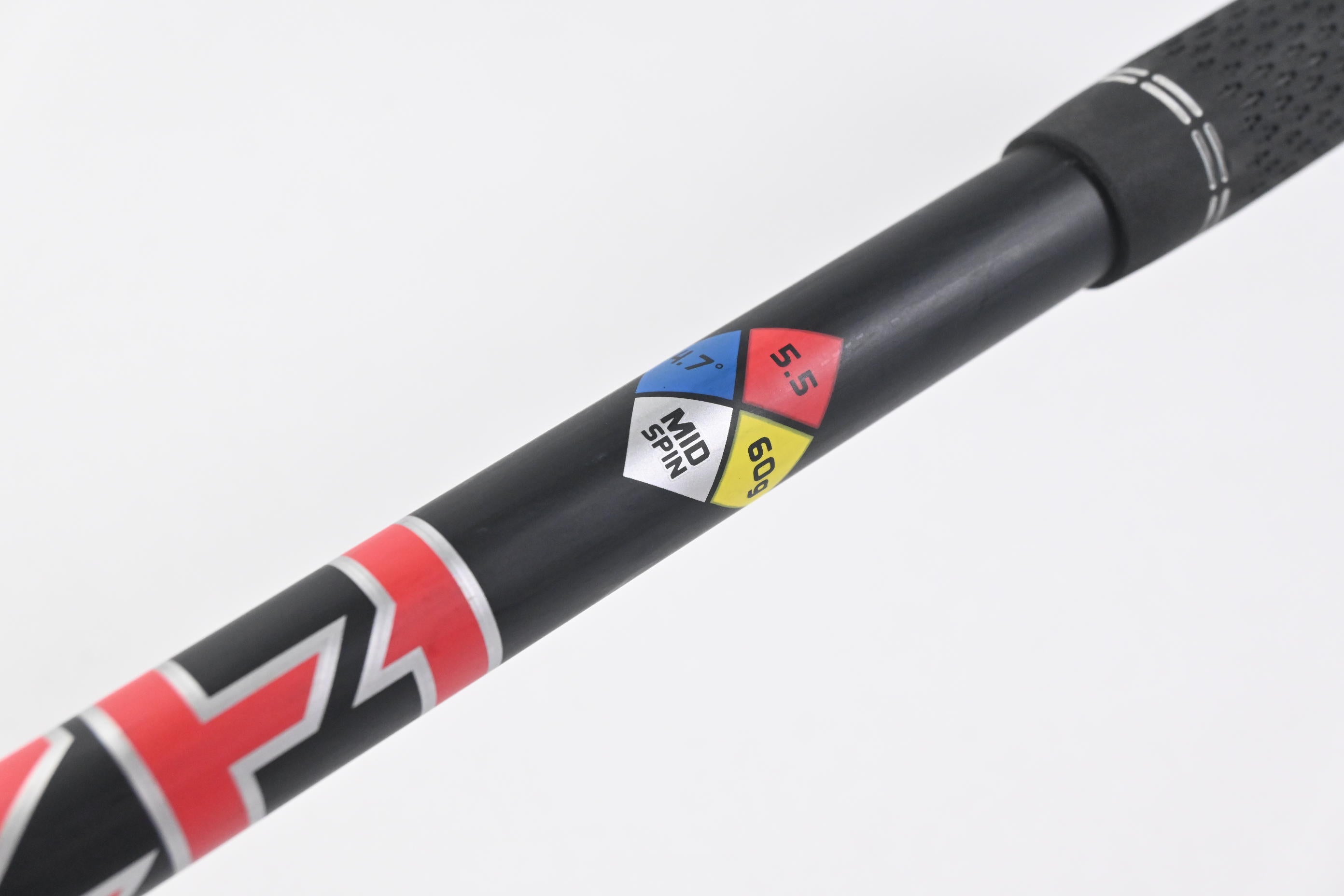 Titleist TSR2 #3 Wood / 16.5 Degree / Regular Flex HZRDUS CB Red 60 Shaft