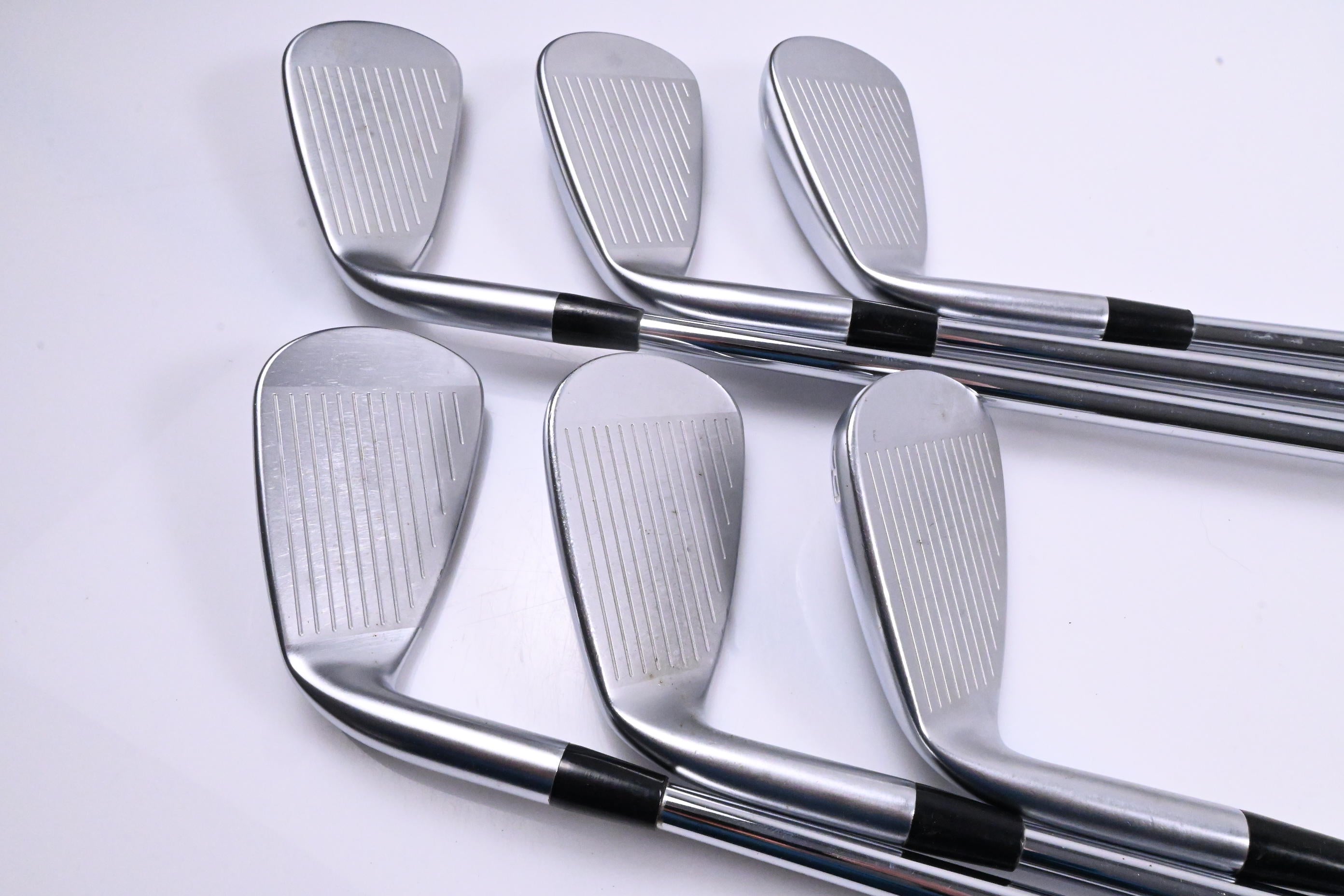 Mizuno JPX 923 Hot Metal HL Irons / 5-PW / Stiff Flex Dynamic Gold 105 S300