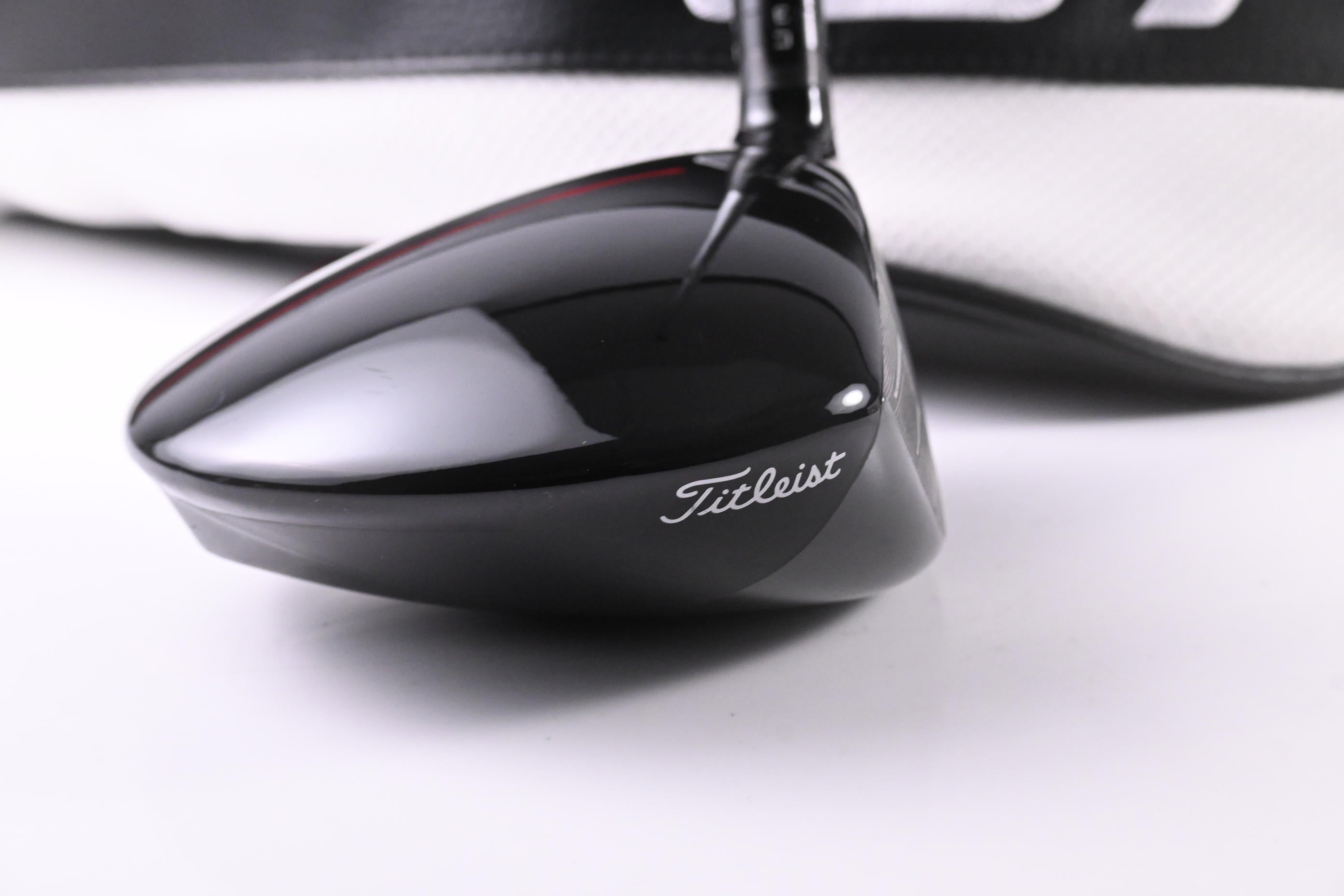 Titleist GT1 Driver / 10 Degree / Regular Flex Air Speeder 40 Shaft