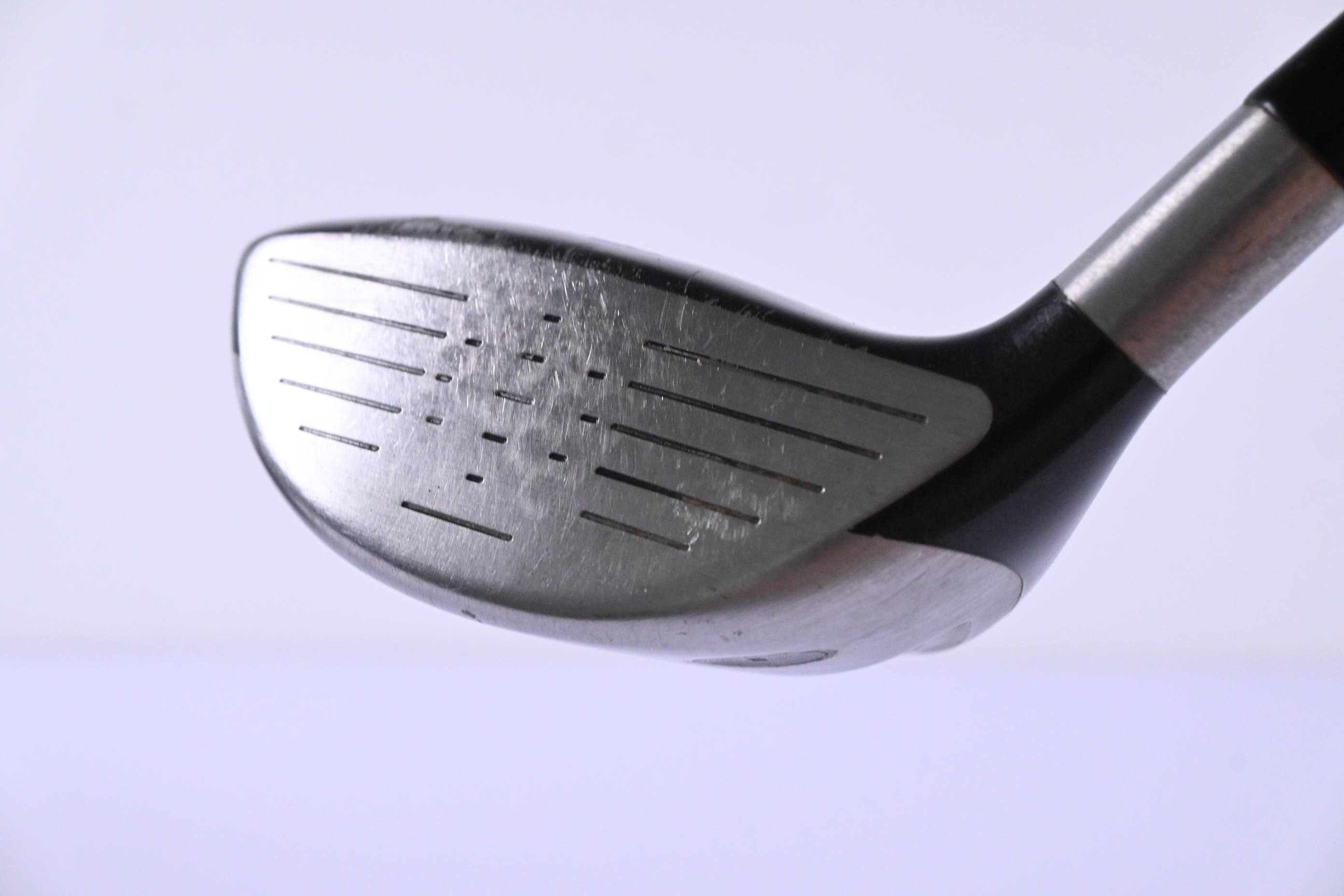 Titleist 980 F #3 Wood / 15 Degree / Regular Flex Dynamic Gold R300 Shaft